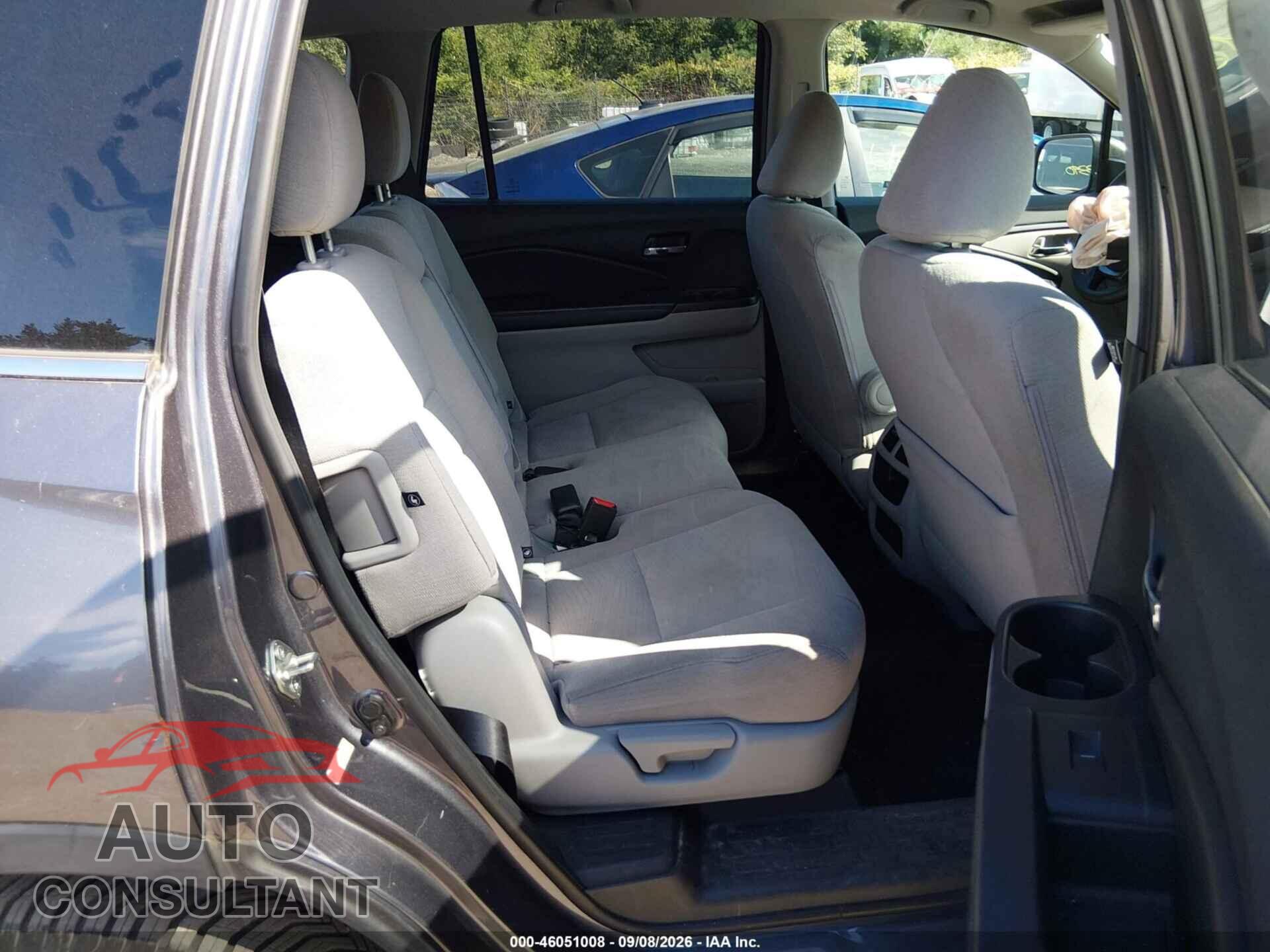 HONDA PILOT 2016 - 5FNYF6H12GB109864