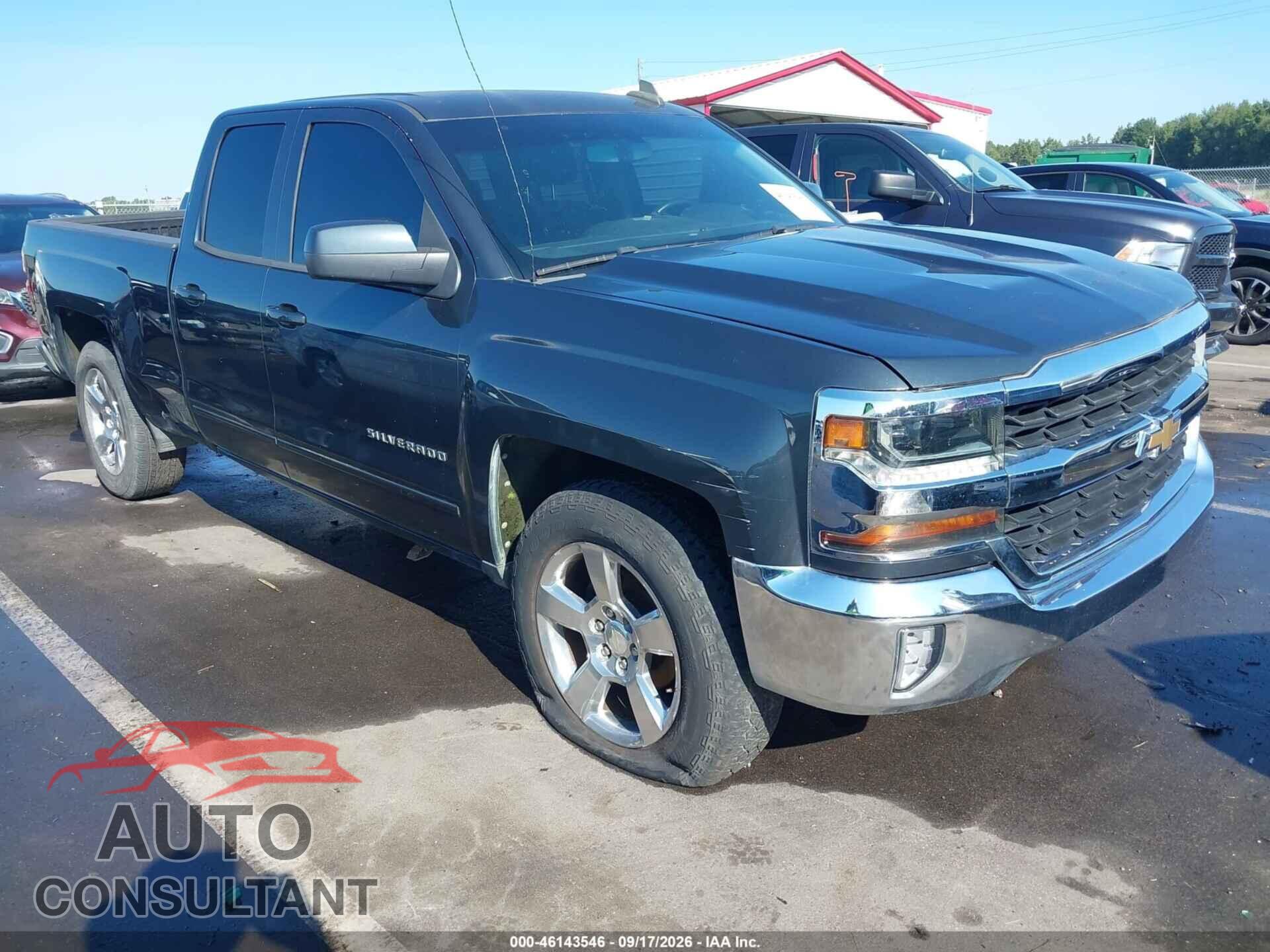 CHEVROLET SILVERADO 1500 2017 - 1GCRCREC5HZ156337