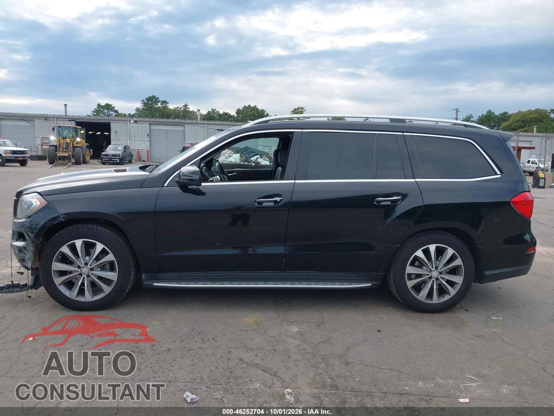 MERCEDES-BENZ GL-CLASS 2015 - 4JGDF6EE4FA542109
