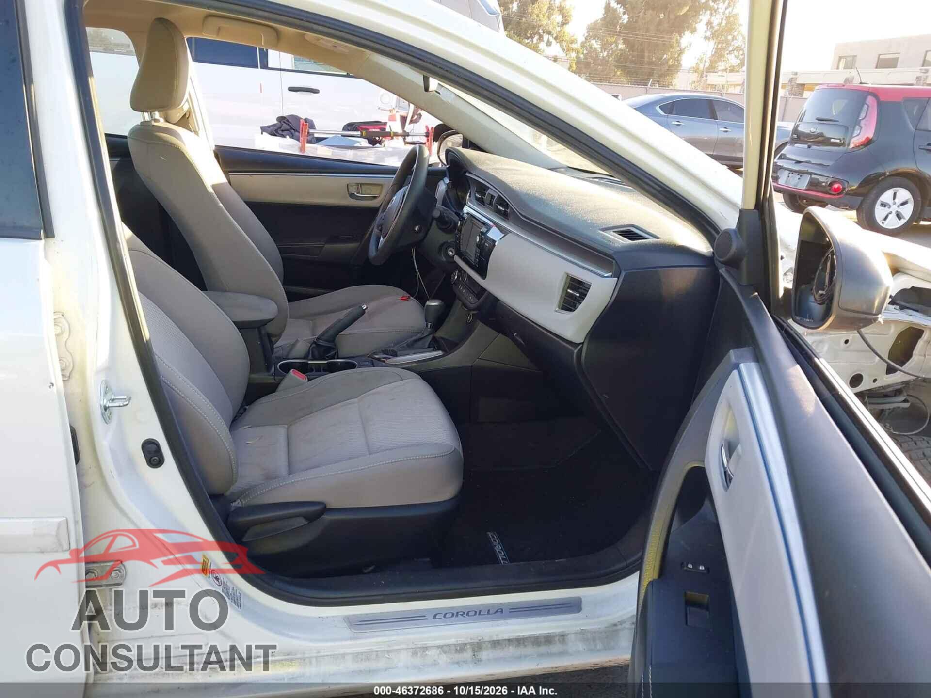 TOYOTA COROLLA 2015 - 5YFBPRHE1FP326073