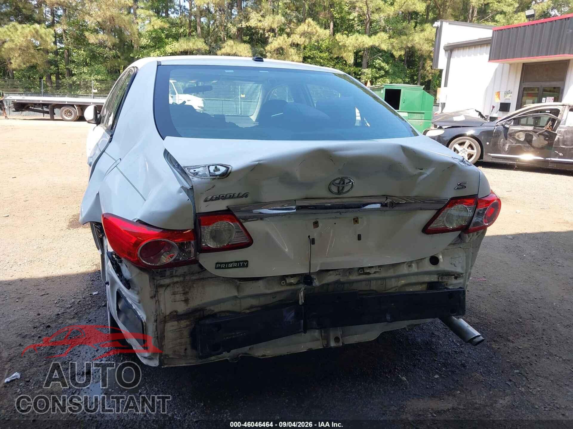 TOYOTA COROLLA 2013 - 2T1BU4EE5DC017686