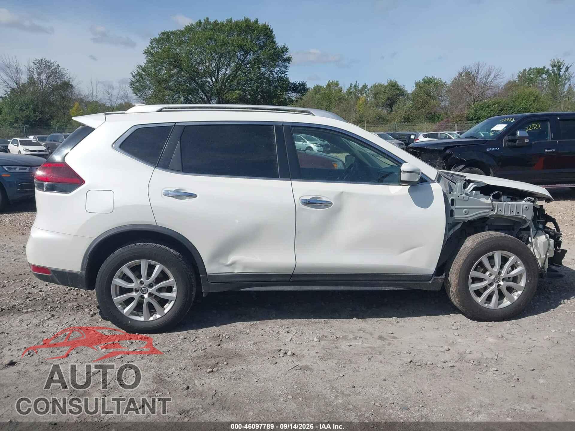 NISSAN ROGUE 2018 - KNMAT2MVXJP563238