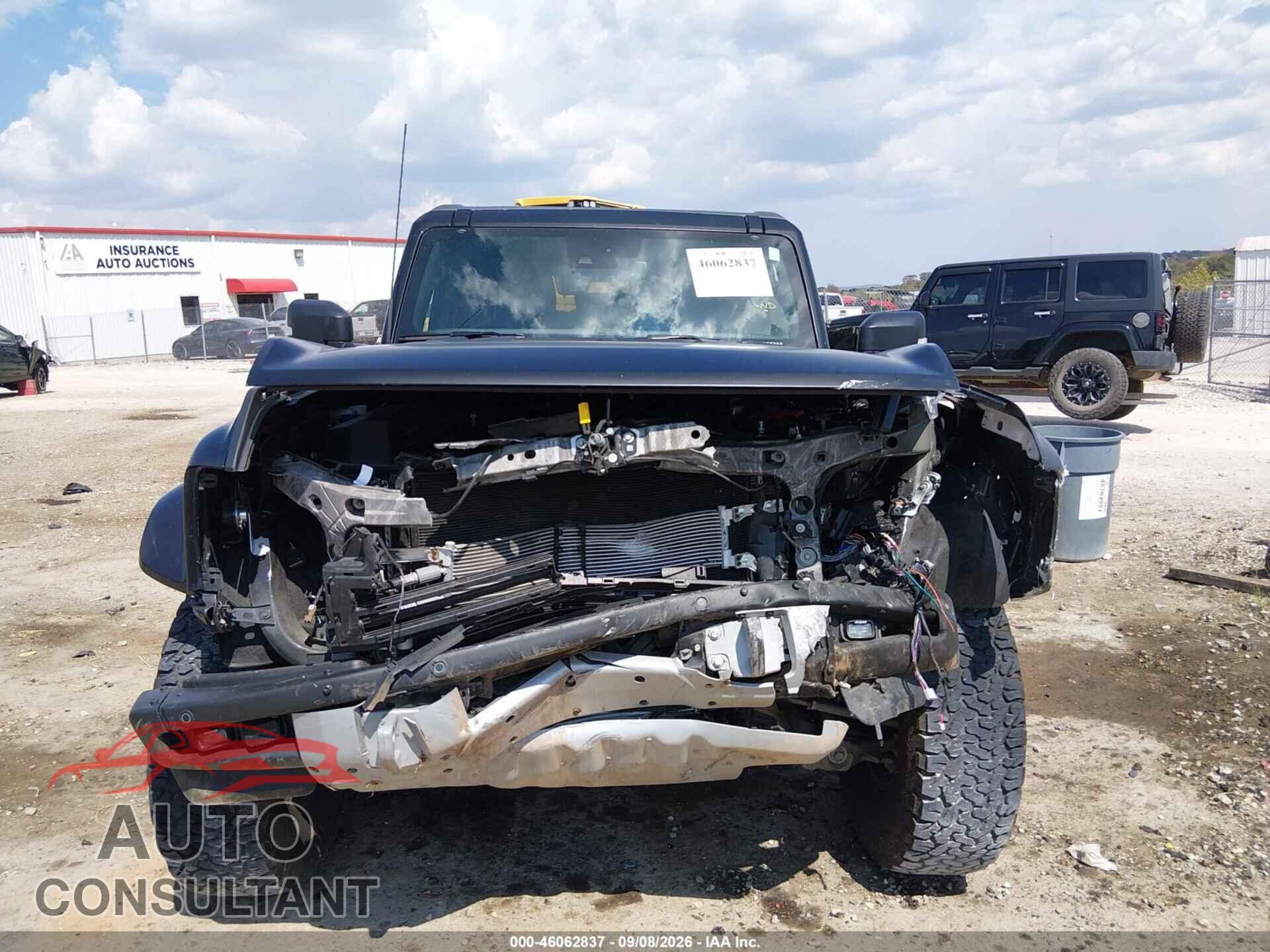 FORD BRONCO 2023 - 1FMEE5JR1PLB41598