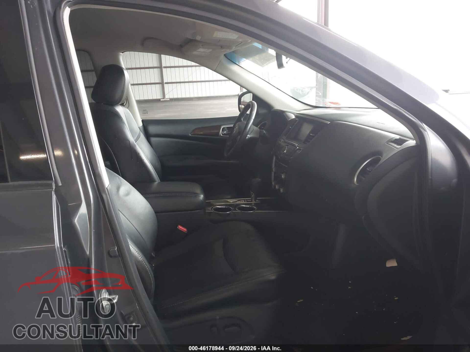 NISSAN PATHFINDER 2013 - 5N1AR2MN3DC659542