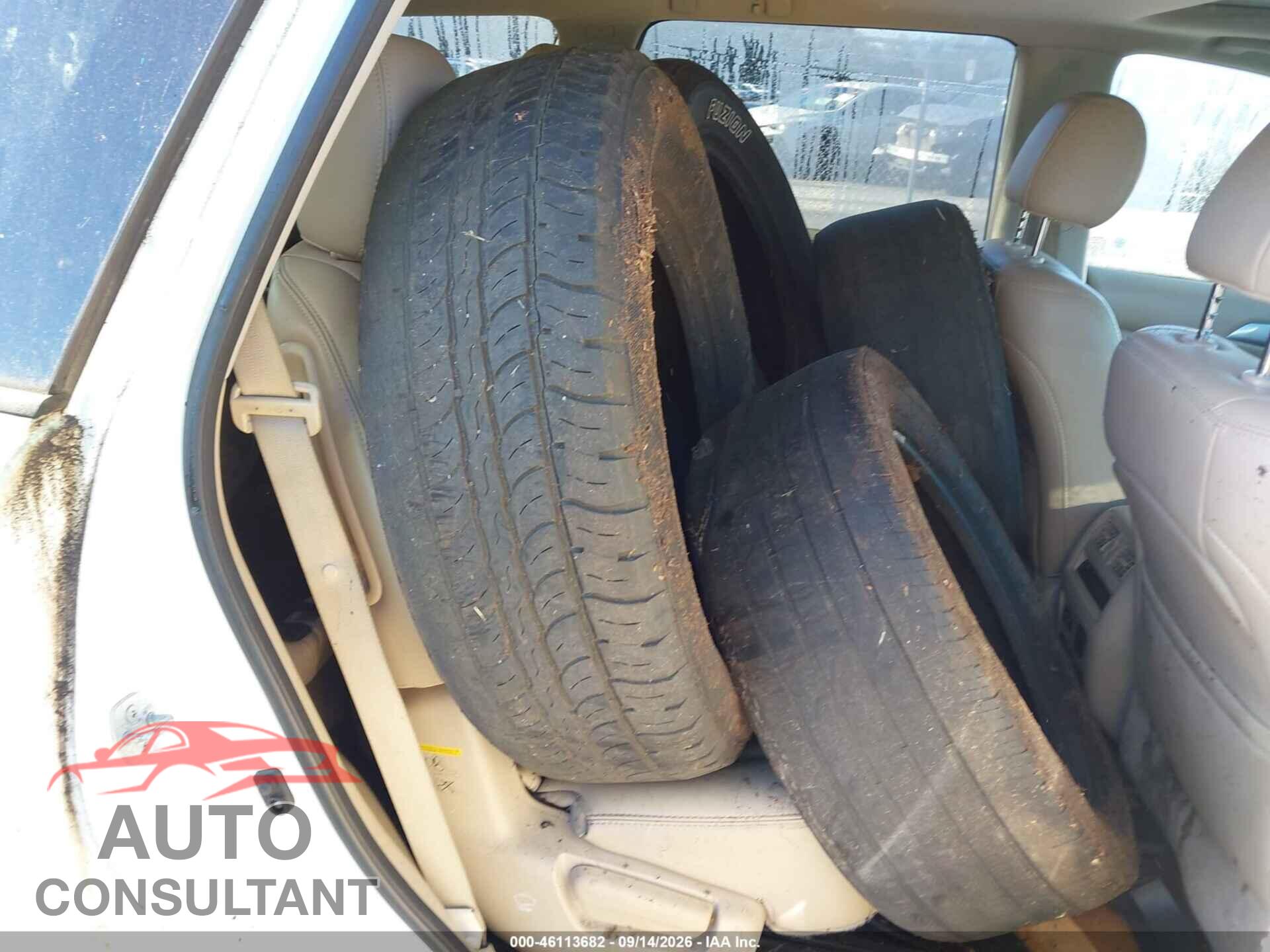 NISSAN PATHFINDER 2017 - 5N1DR2MM3HC679400