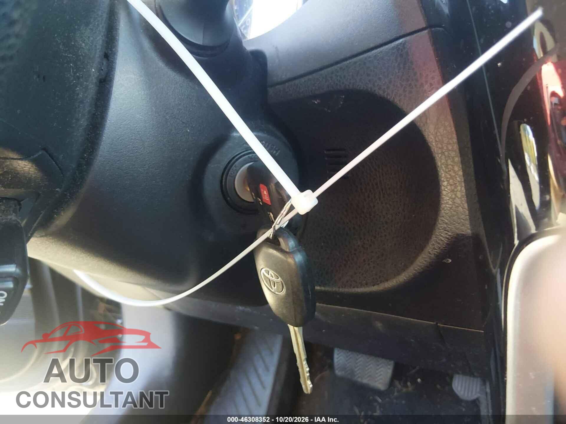 TOYOTA COROLLA 2017 - 2T1BURHE7HC945899
