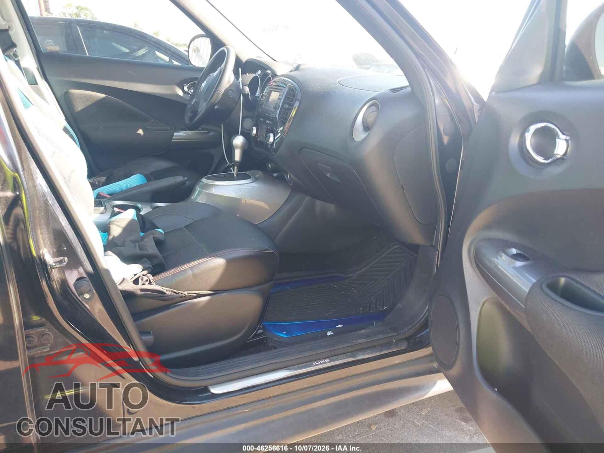 NISSAN JUKE 2012 - JN8AF5MR5CT100529