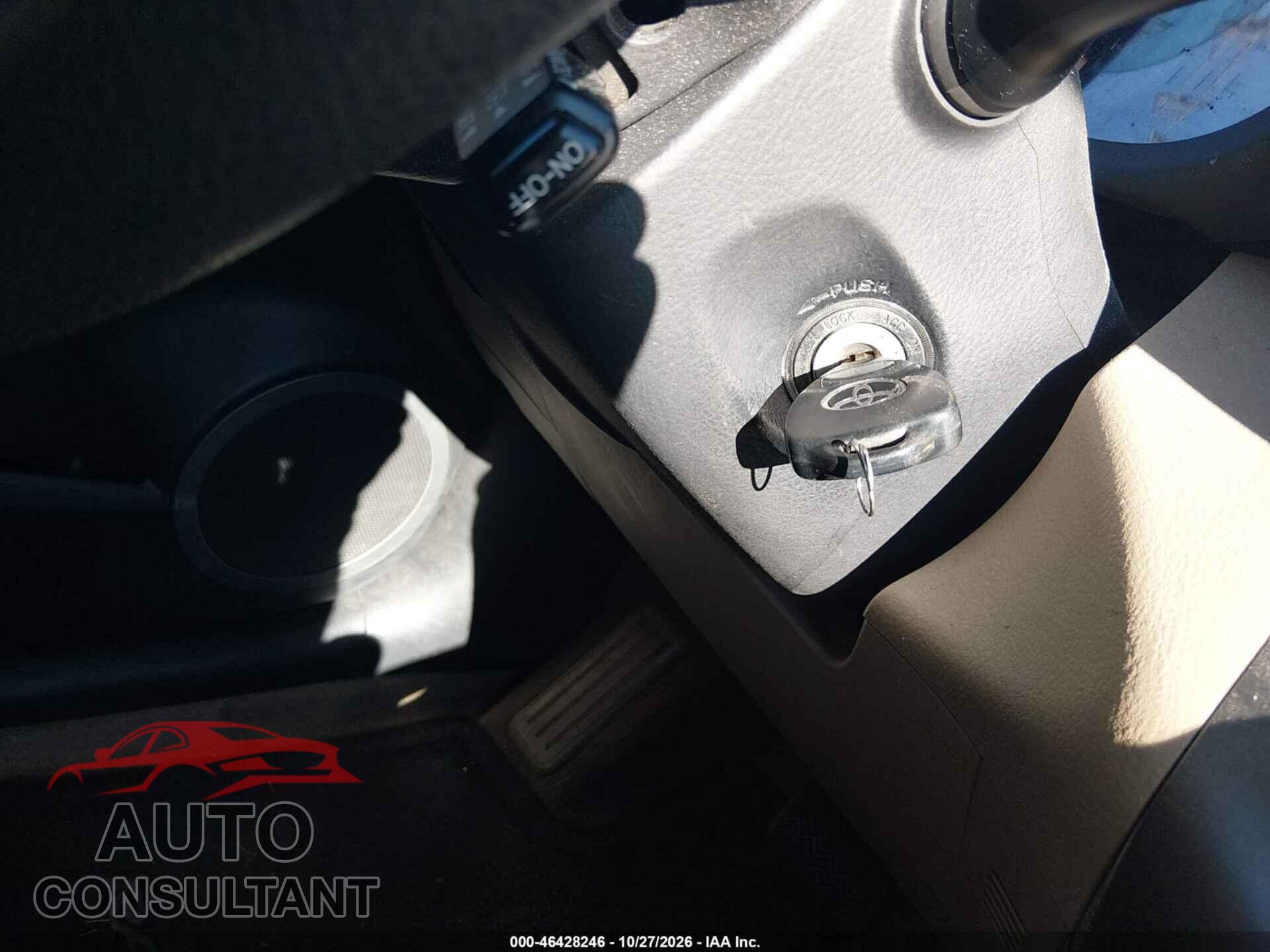 TOYOTA RAV4 2012 - 2T3BF4DV2CW191747