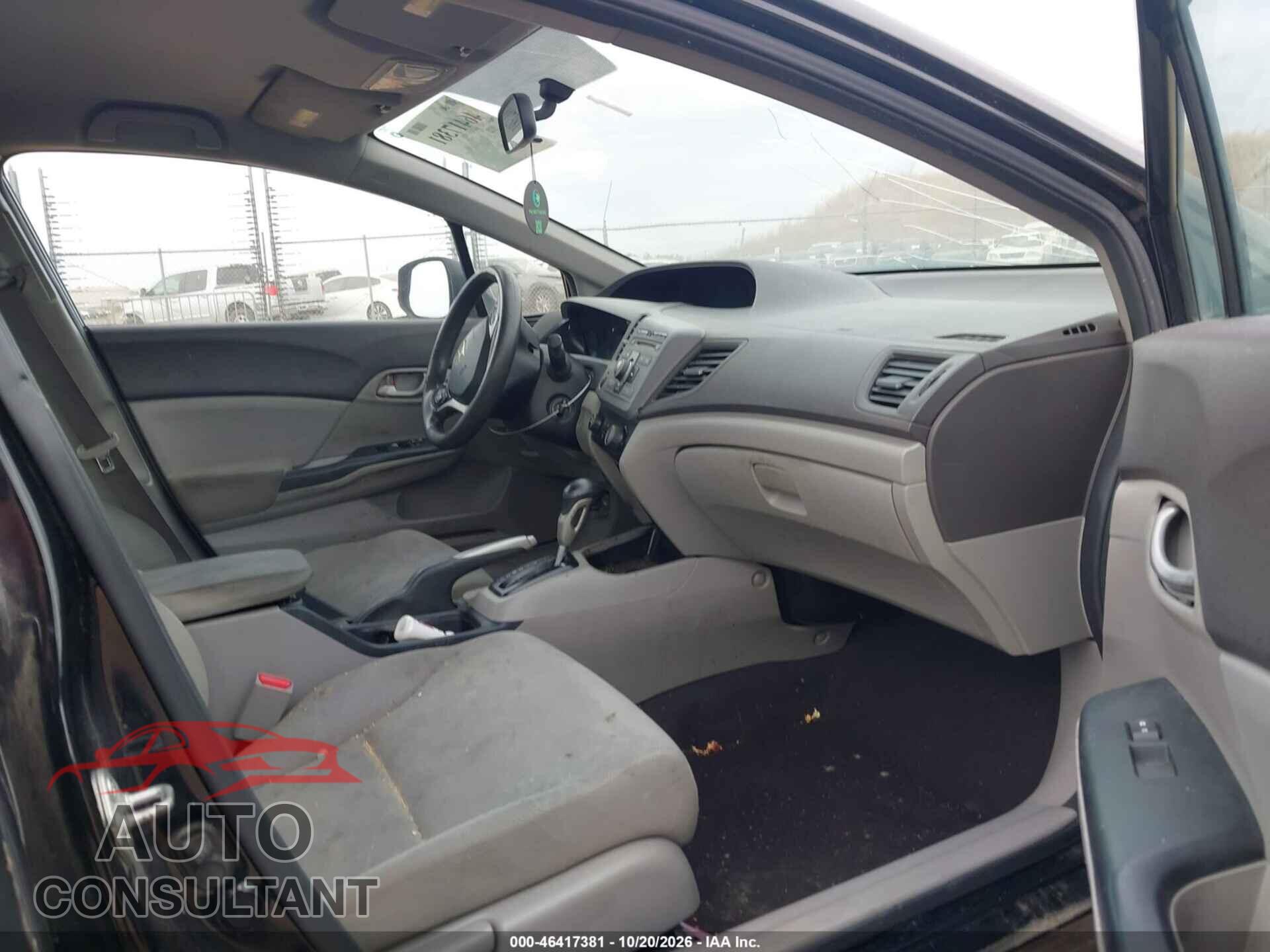 HONDA CIVIC 2012 - 2HGFB2F51CH305091