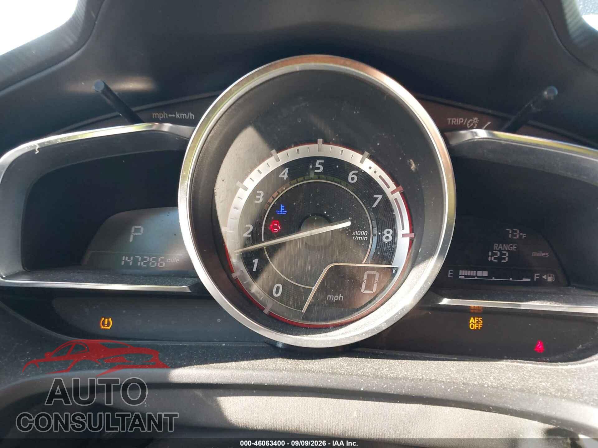 MAZDA MAZDA3 2014 - JM1BM1W35E1207103