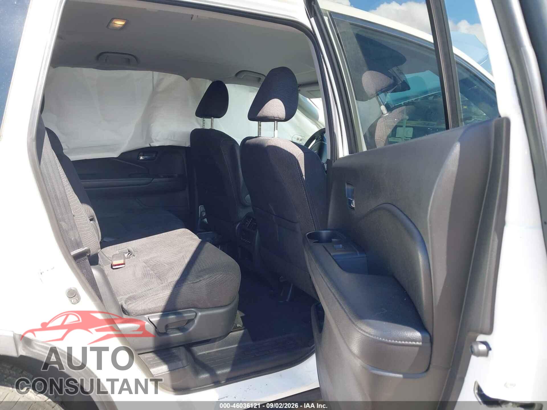 HONDA PILOT 2017 - 5FNYF6H43HB070293
