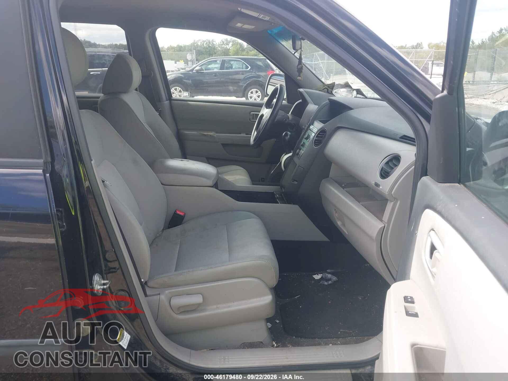 HONDA PILOT 2011 - 5FNYF4H2XBB037060