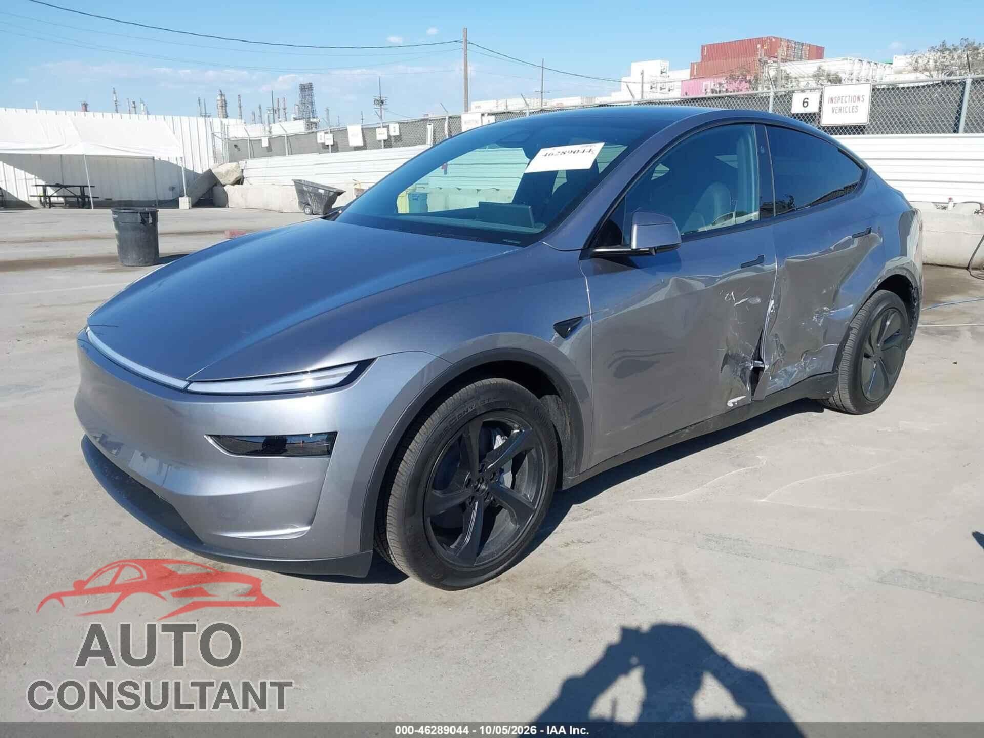 TESLA MODEL Y 2026 - 7SAYGAEE2TF691162