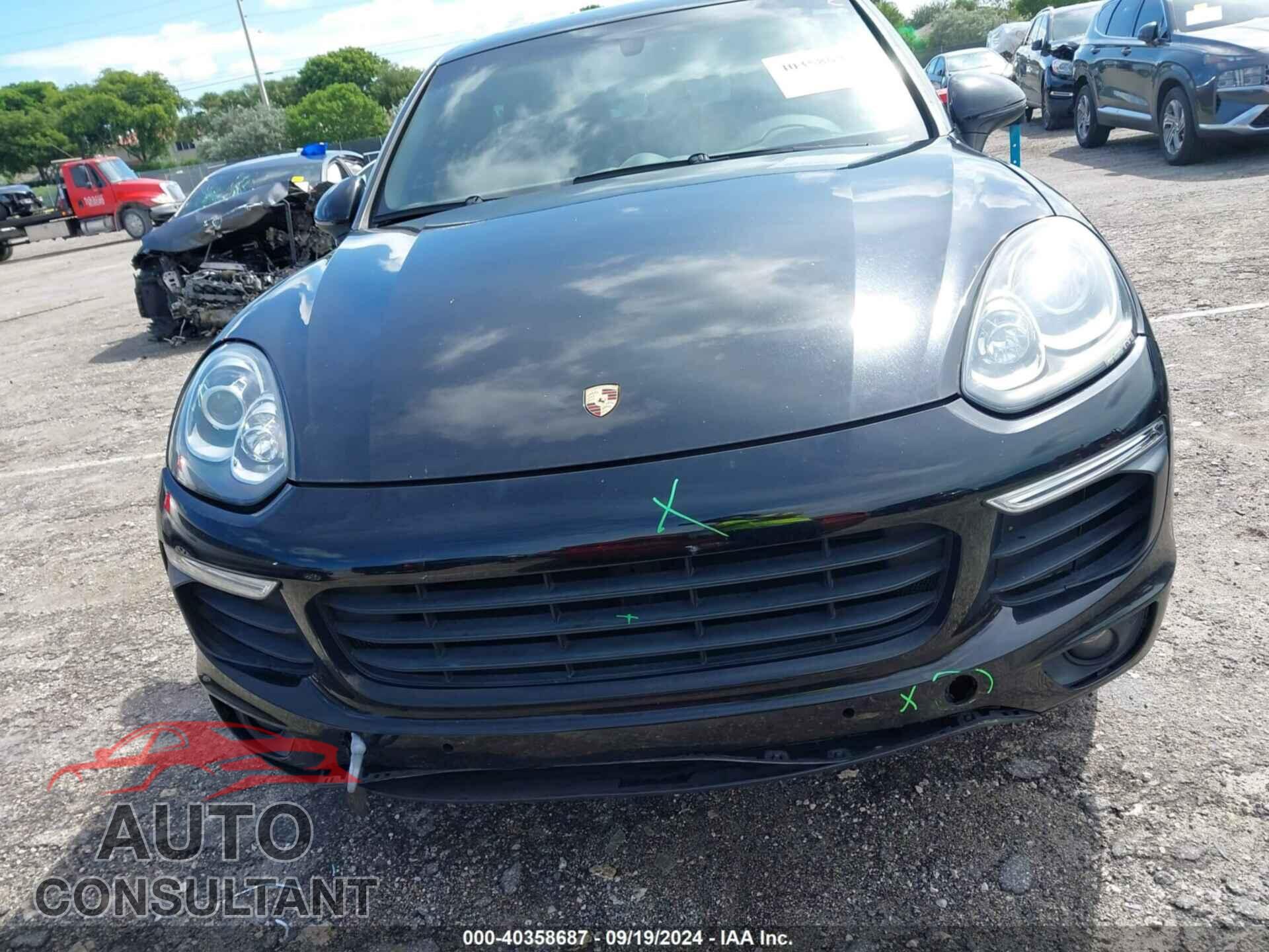 PORSCHE CAYENNE 2016 - WP1AA2A26GLA00766