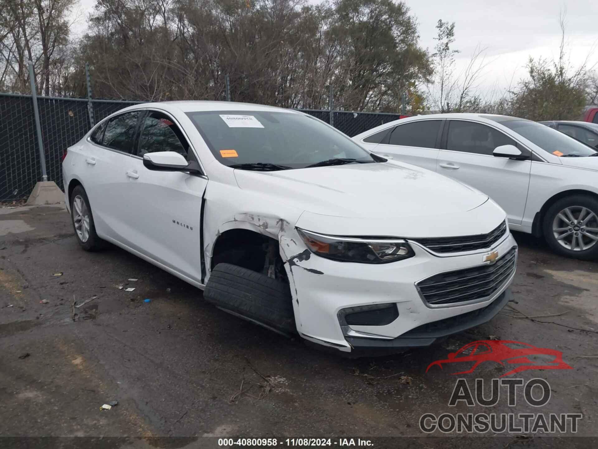 CHEVROLET MALIBU 2017 - 1G1ZE5ST7HF120067