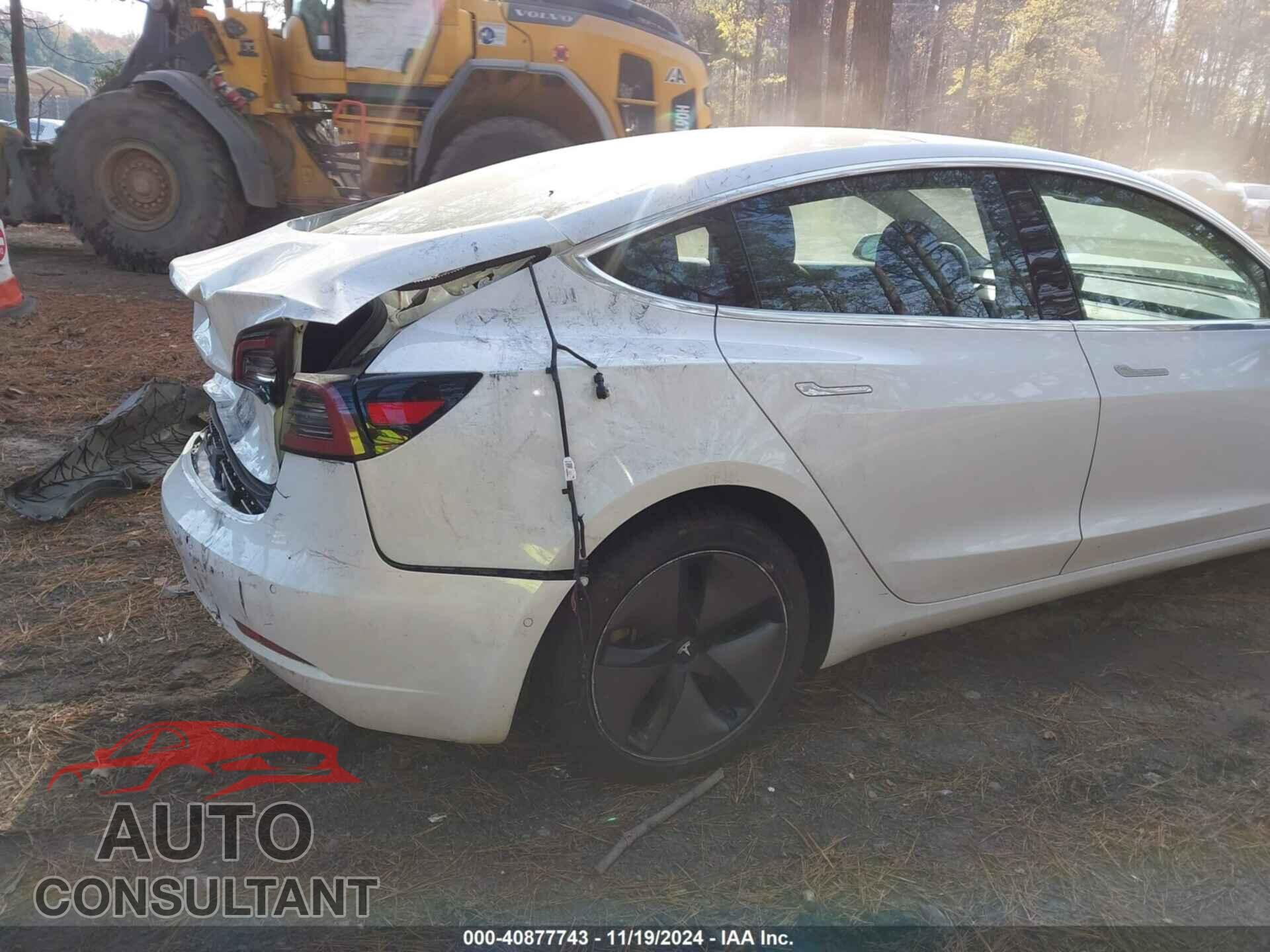 TESLA MODEL 3 2018 - 5YJ3E1EA7JF151636