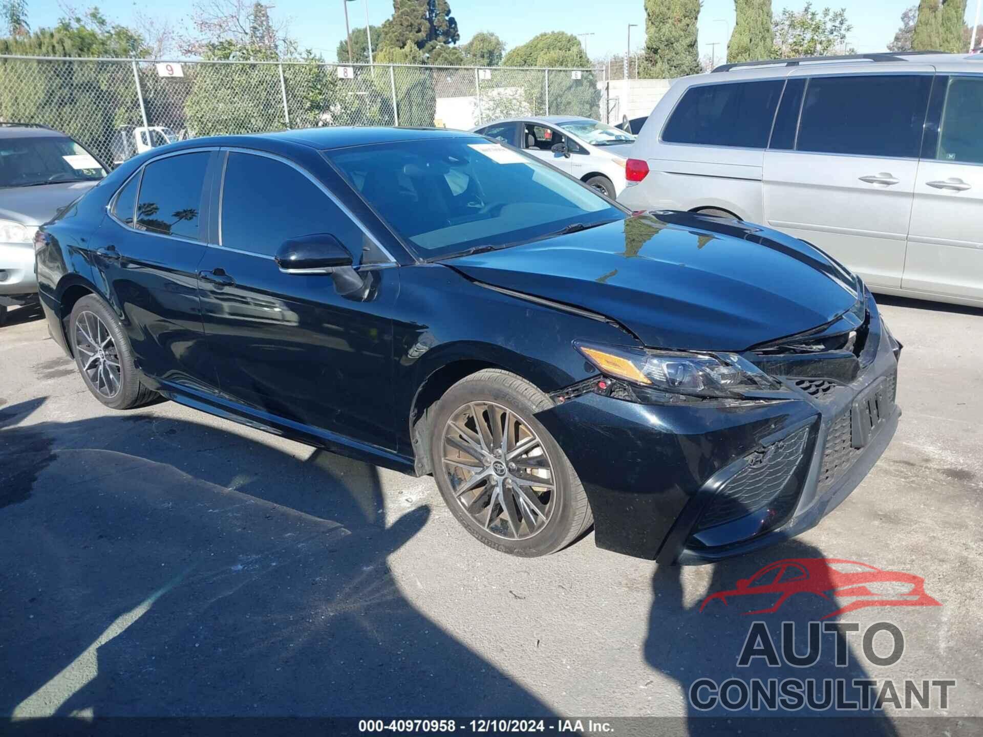 TOYOTA CAMRY 2023 - 4T1G11AK2PU826199