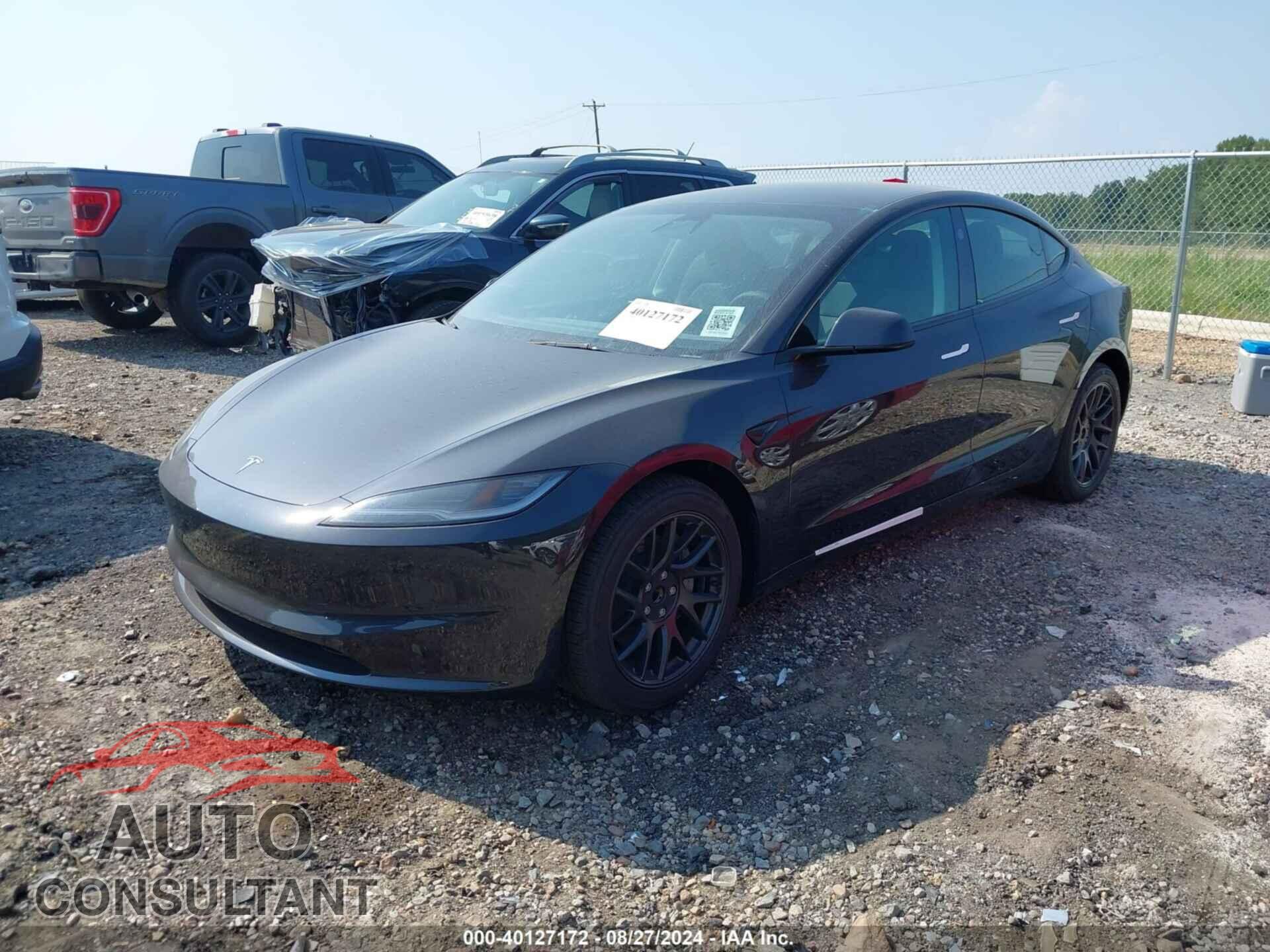 TESLA MODEL 3 2024 - 5YJ3E1EA0RF820499