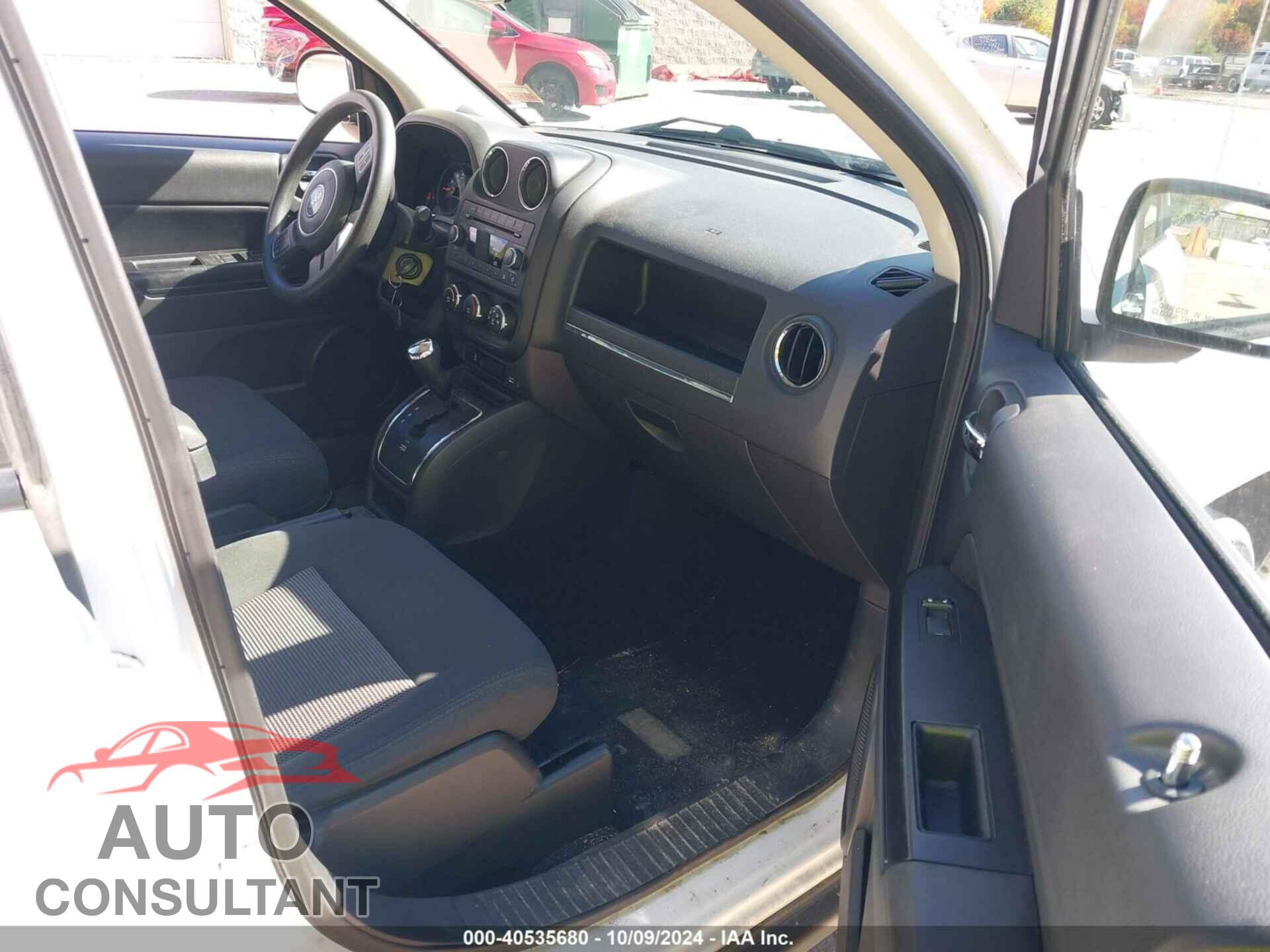 JEEP COMPASS 2011 - 1J4NF1FB9BD279845