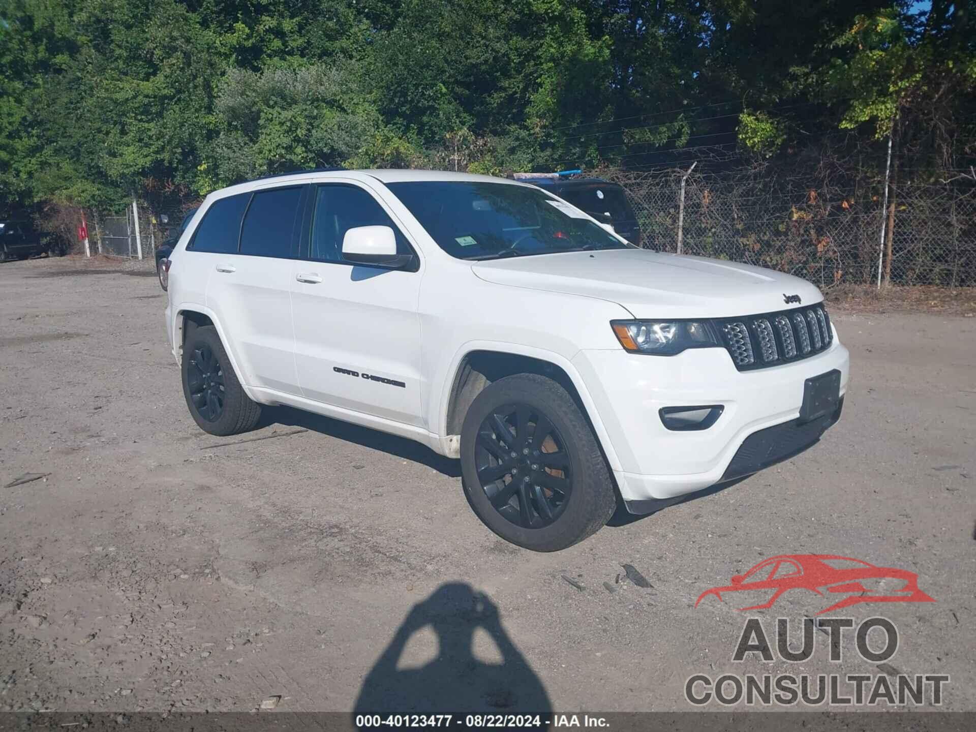 JEEP GRAND CHEROKEE 2018 - 1C4RJFAG0JC348402