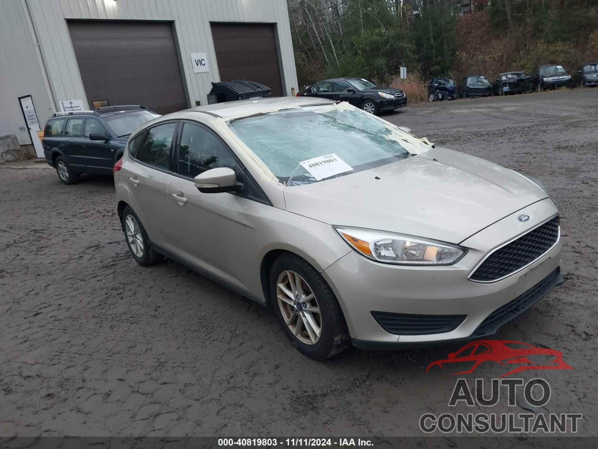 FORD FOCUS 2017 - 1FADP3K23HL212193