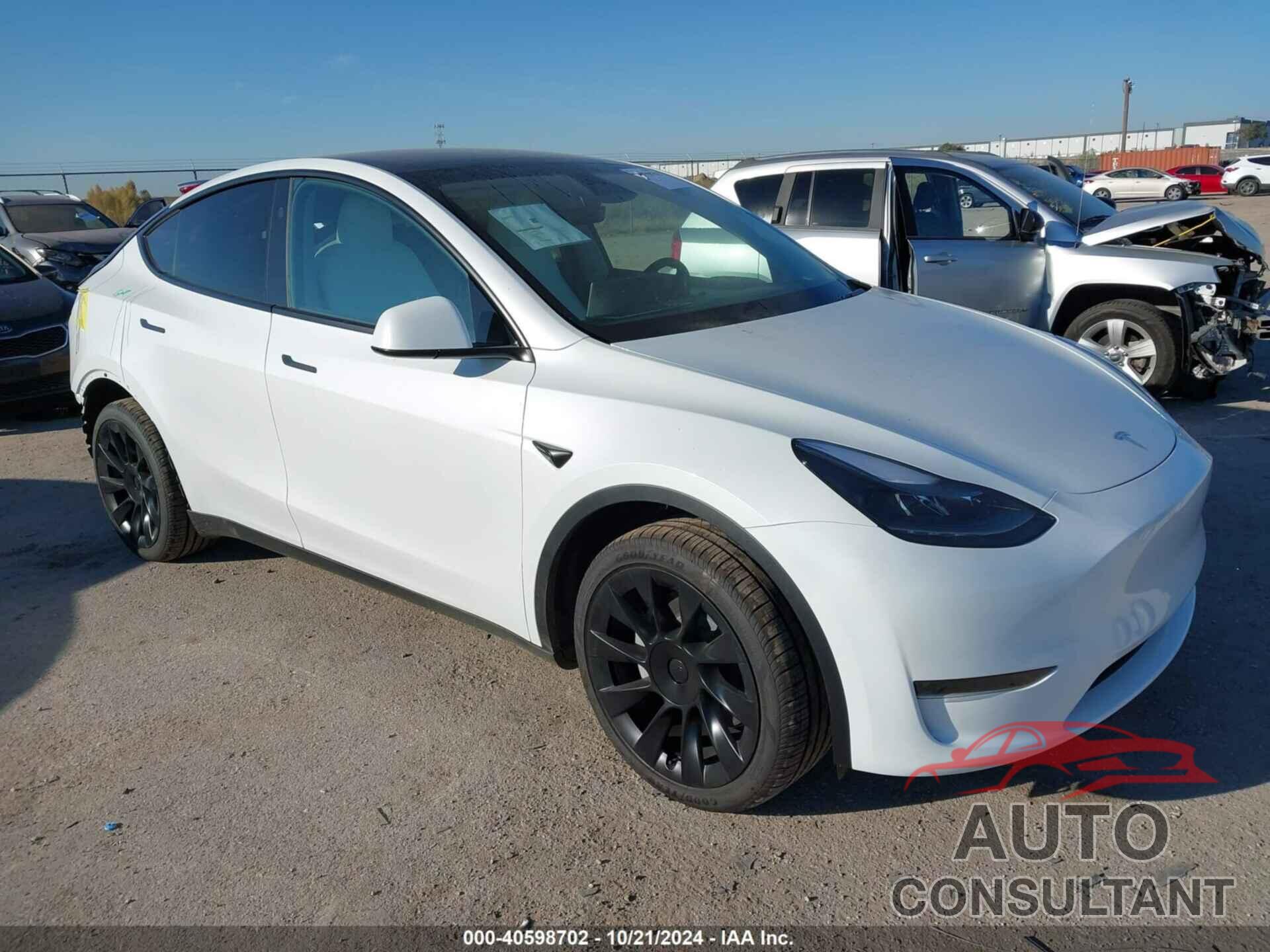 TESLA MODEL Y 2024 - 7SAYGDED5RA310807