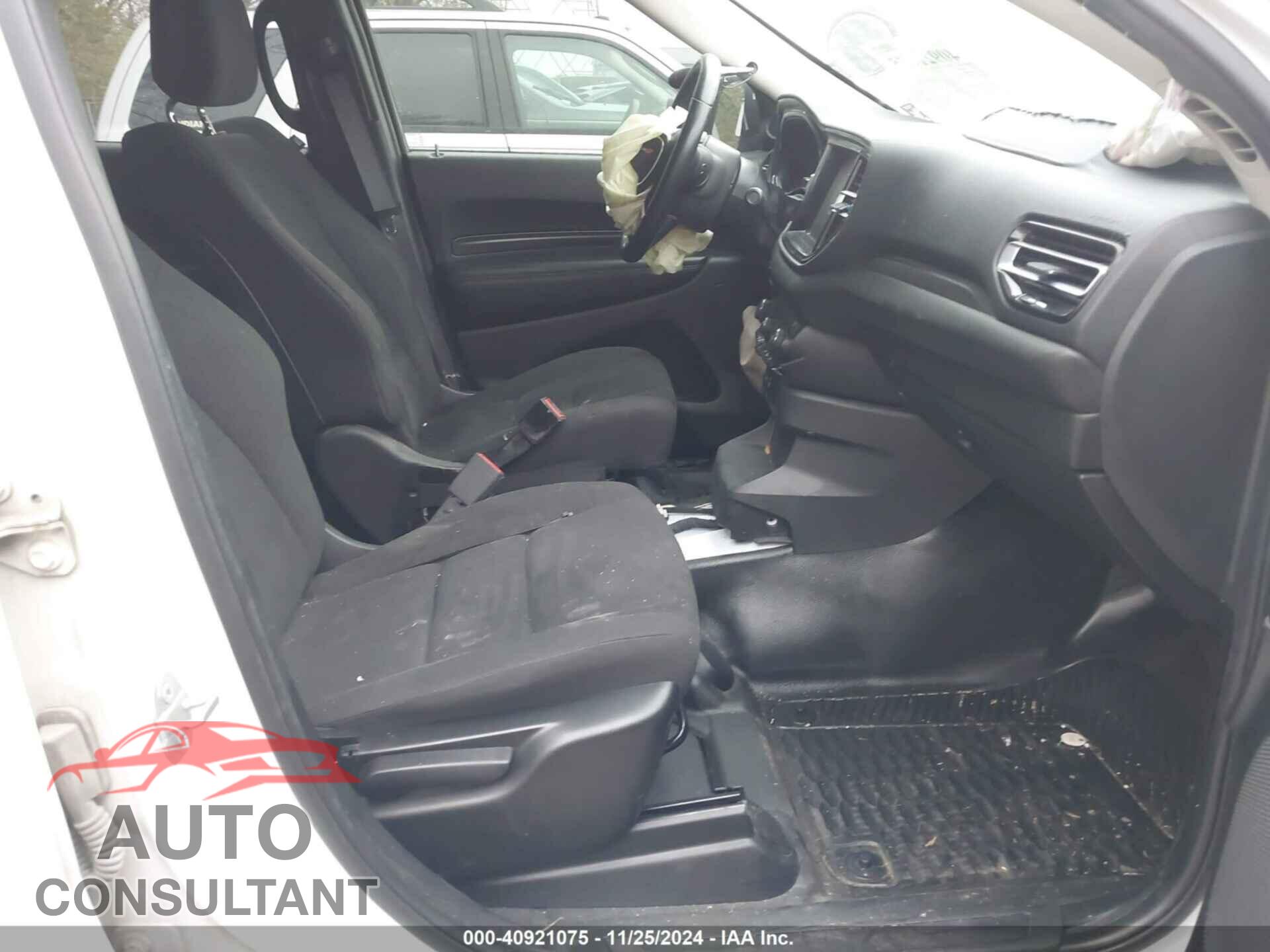 DODGE DURANGO 2021 - 1C4SDJFT0MC644347