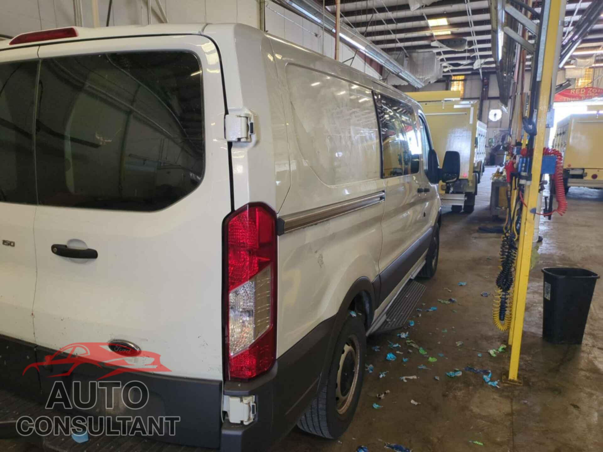 FORD TRANSIT 2018 - 1FTYE1YM2JKB52207