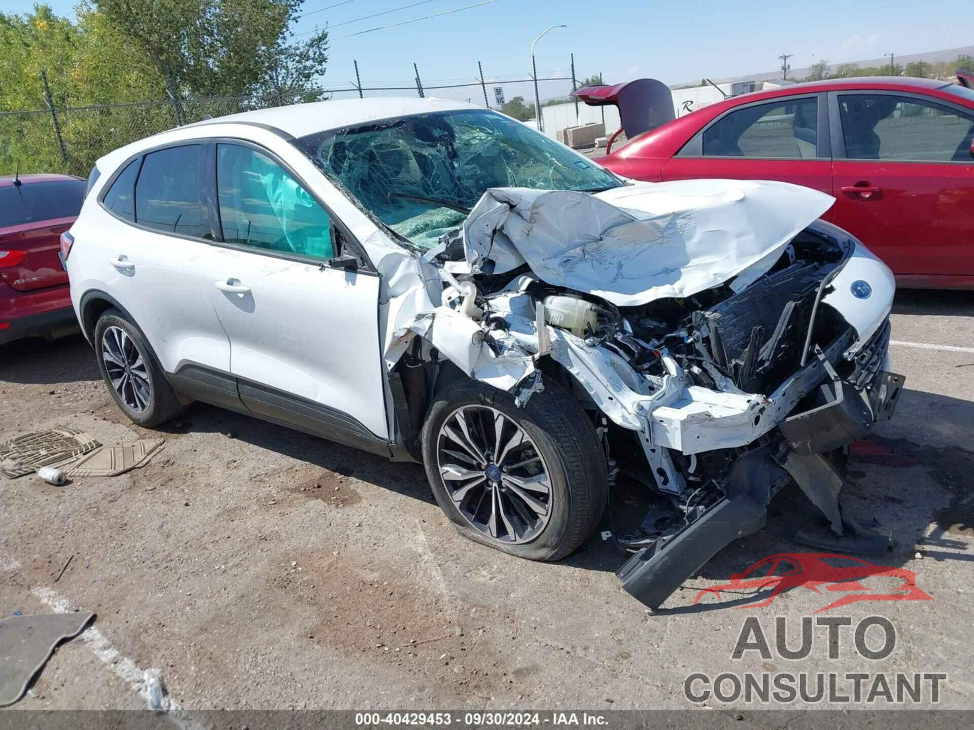 FORD ESCAPE 2022 - 1FMCU0G62NUB98250