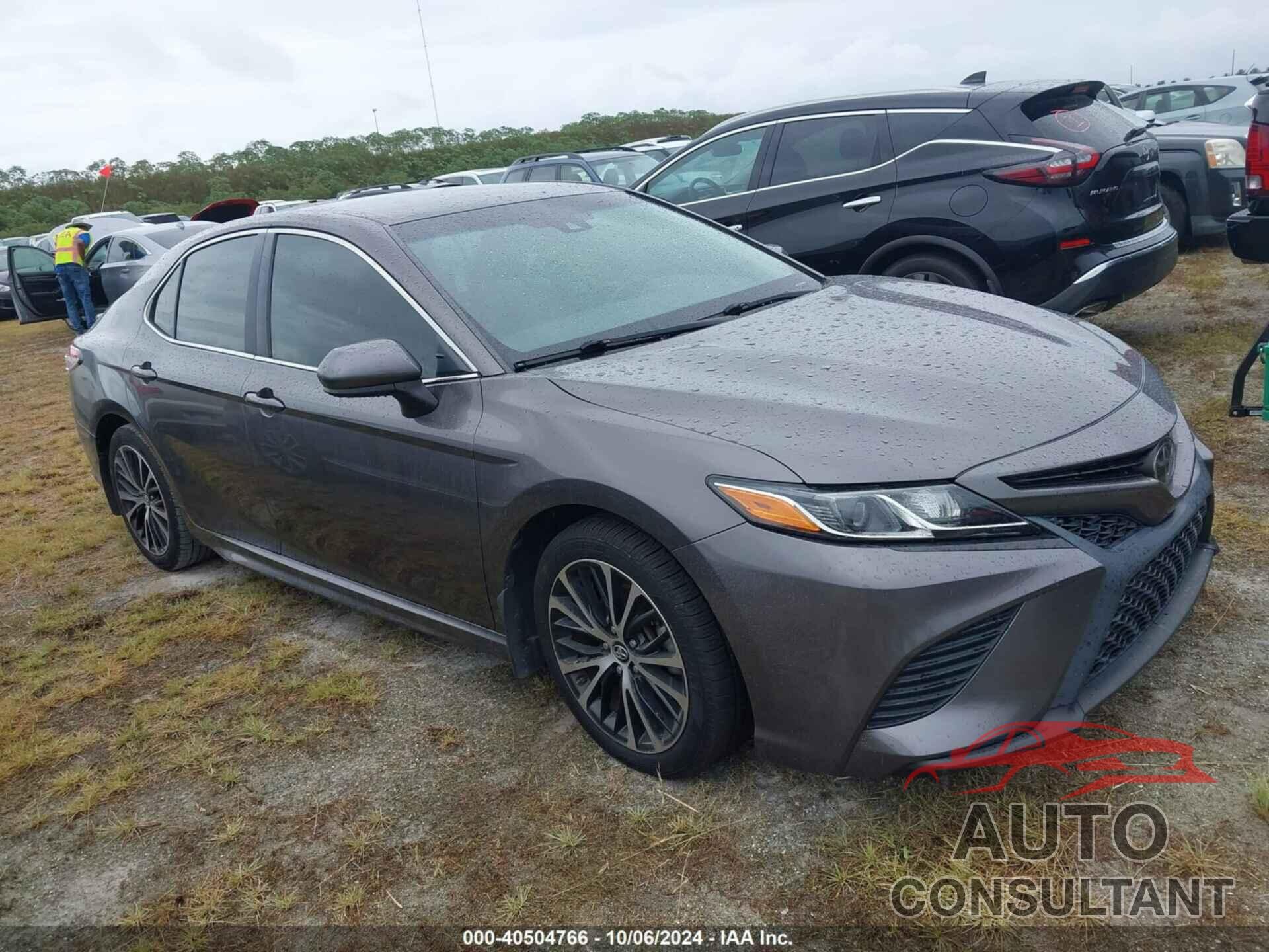 TOYOTA CAMRY 2019 - 4T1B11HK2KU182048