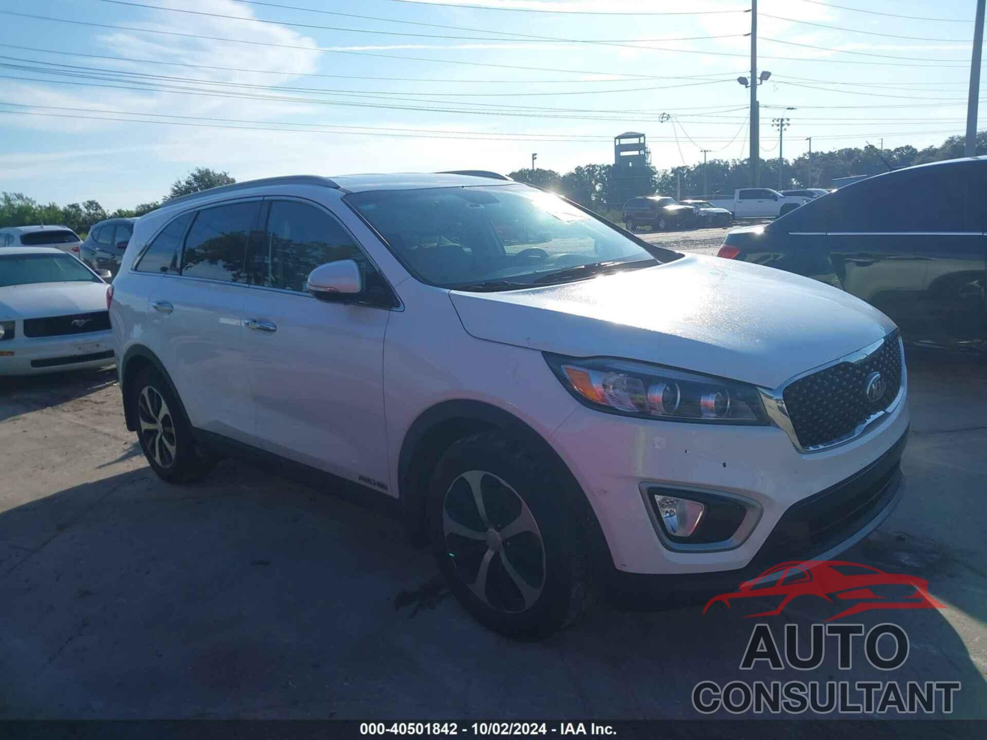 KIA SORENTO 2018 - 5XYPHDA53JG401305