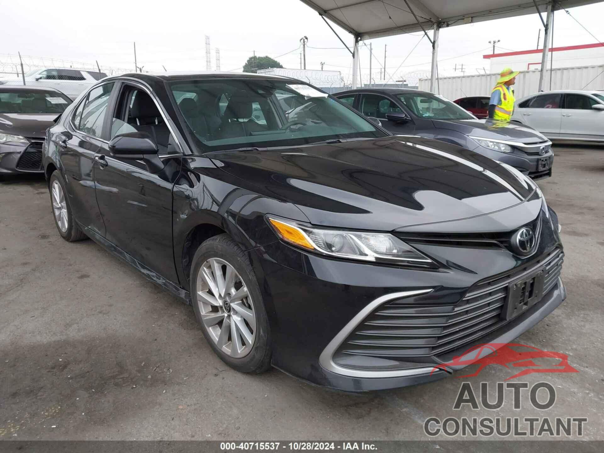 TOYOTA CAMRY 2021 - 4T1C11AK3MU435539