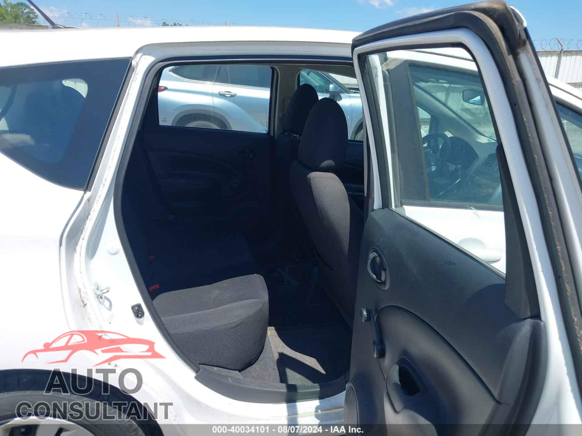 NISSAN VERSA NOTE 2017 - 3N1CE2CP7HL357258