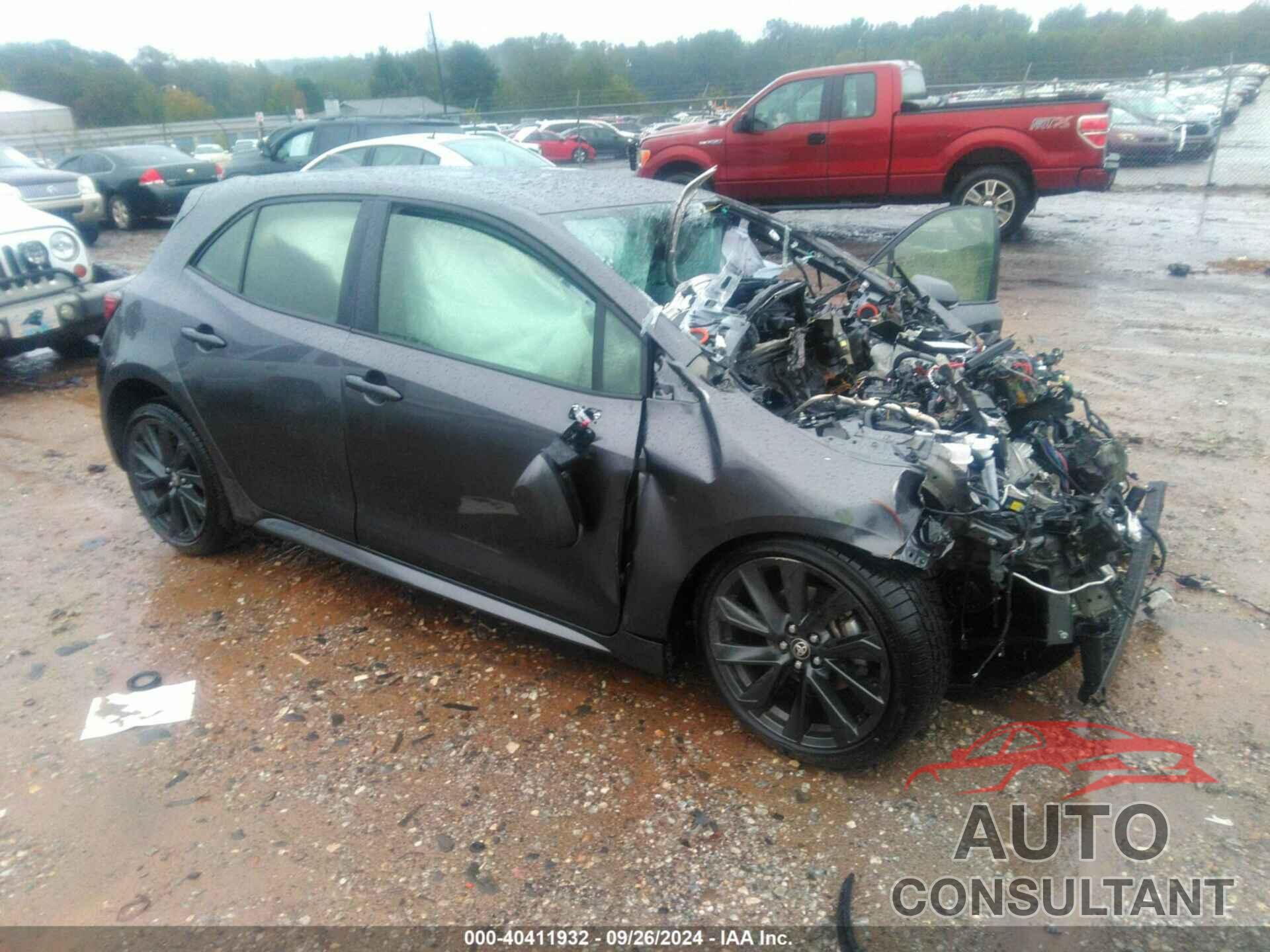 TOYOTA COROLLA 2023 - JTNC4MBE6P3209670