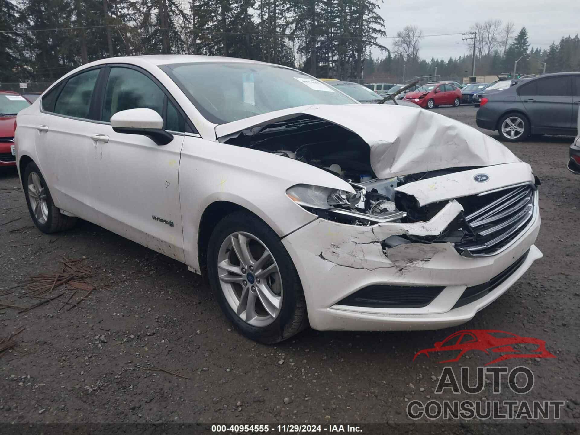 FORD FUSION HYBRID 2018 - 3FA6P0LU6JR257515