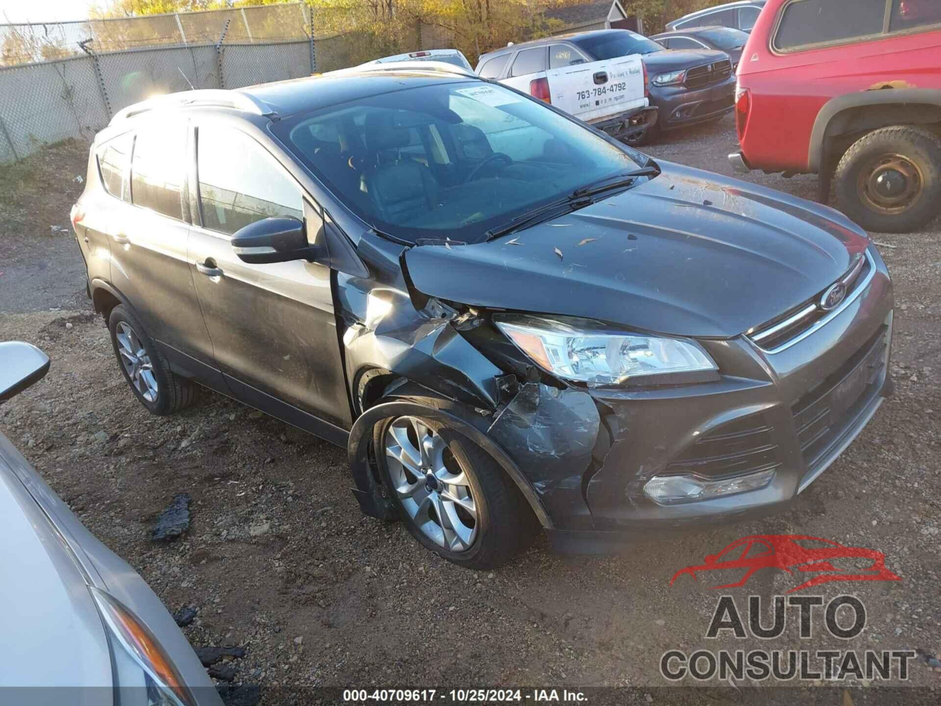 FORD ESCAPE 2016 - 1FMCU0J91GUB82952