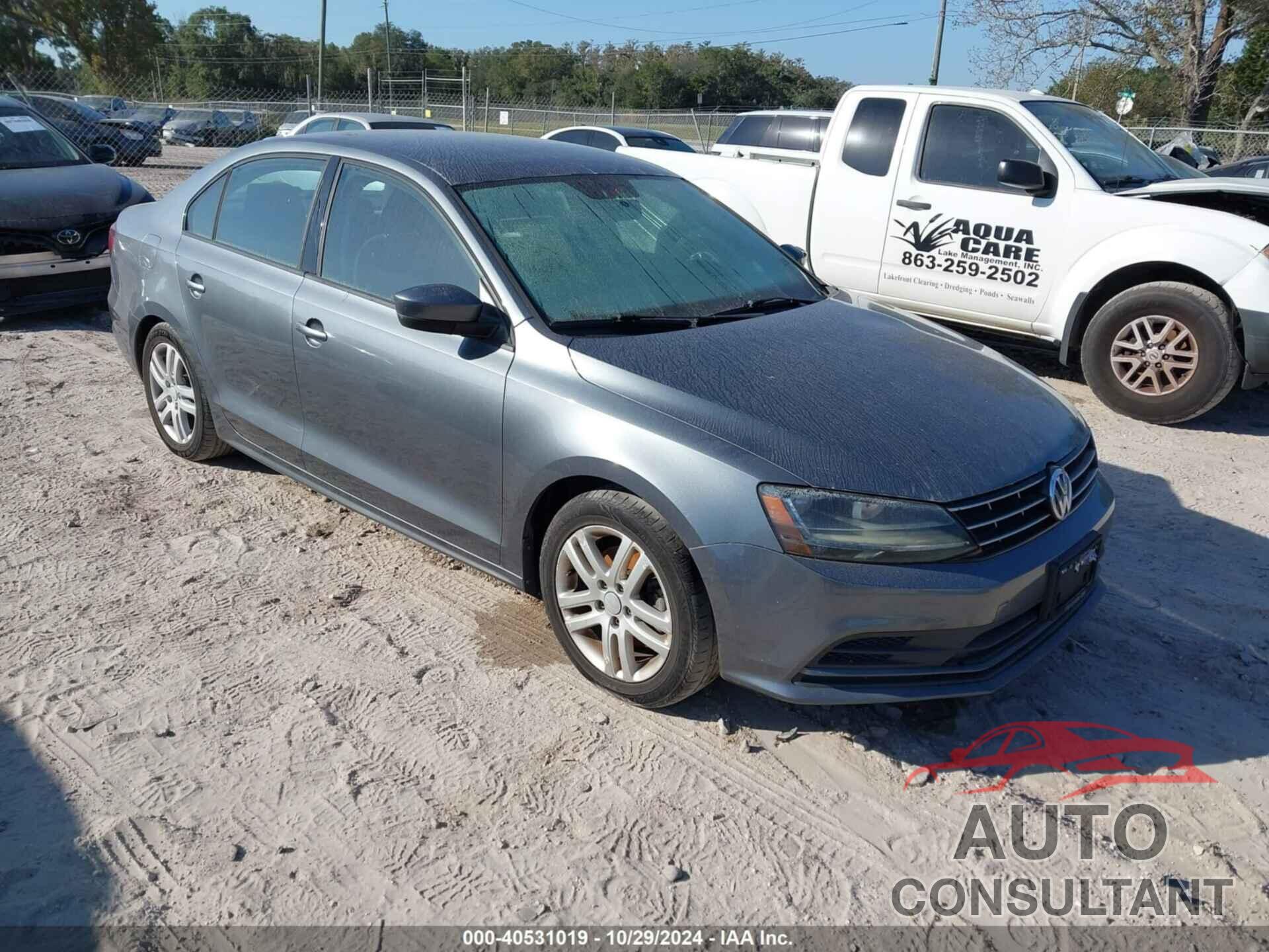 VOLKSWAGEN JETTA 2018 - 3VW2B7AJ5JM204436