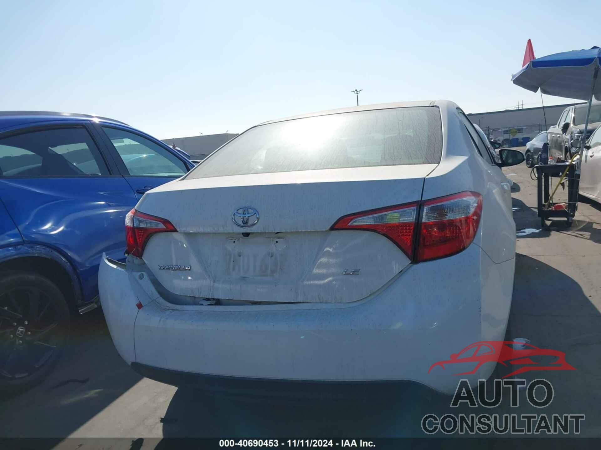 TOYOTA COROLLA 2015 - 5YFBURHE5FP364768