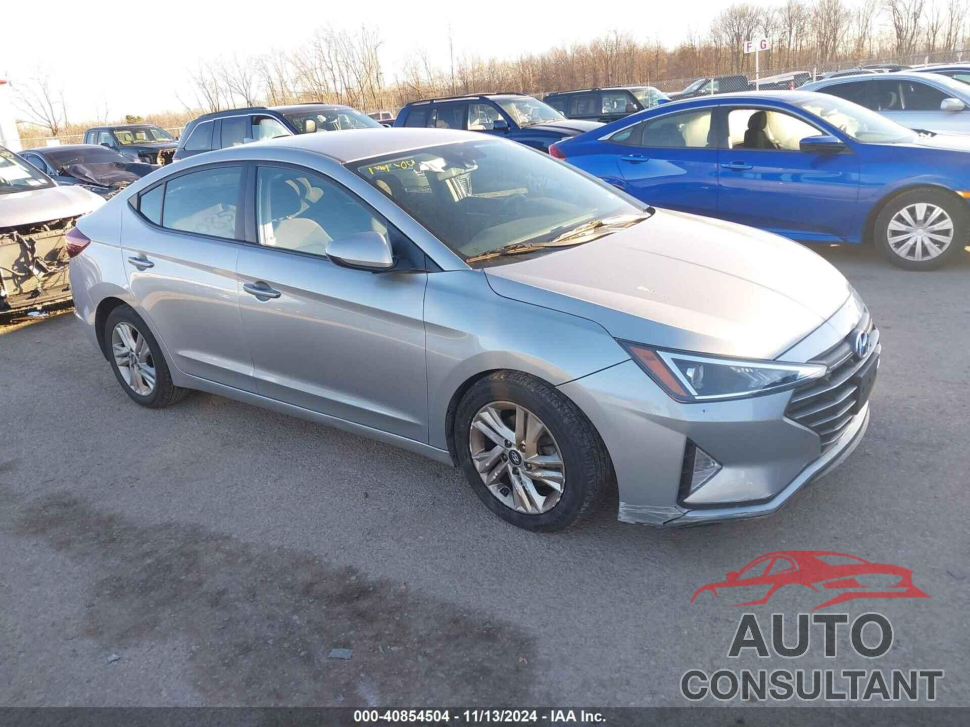 HYUNDAI ELANTRA 2020 - 5NPD84LF0LH613681