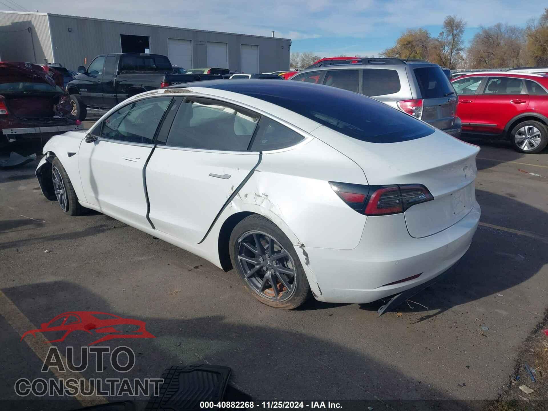 TESLA MODEL 3 2018 - 5YJ3E1EA9JF005738