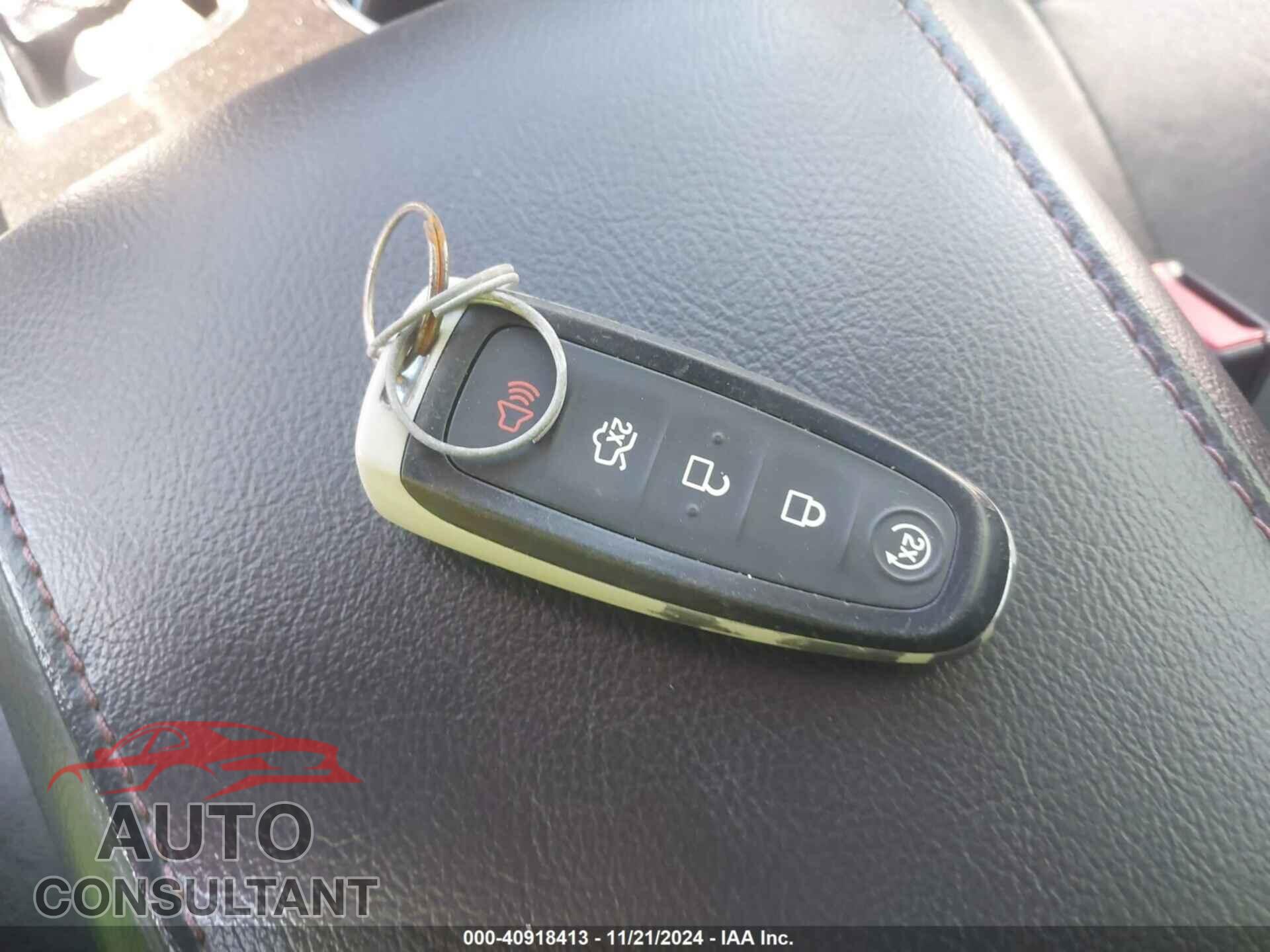 FORD EDGE 2013 - 2FMDK3KC6DBC49049
