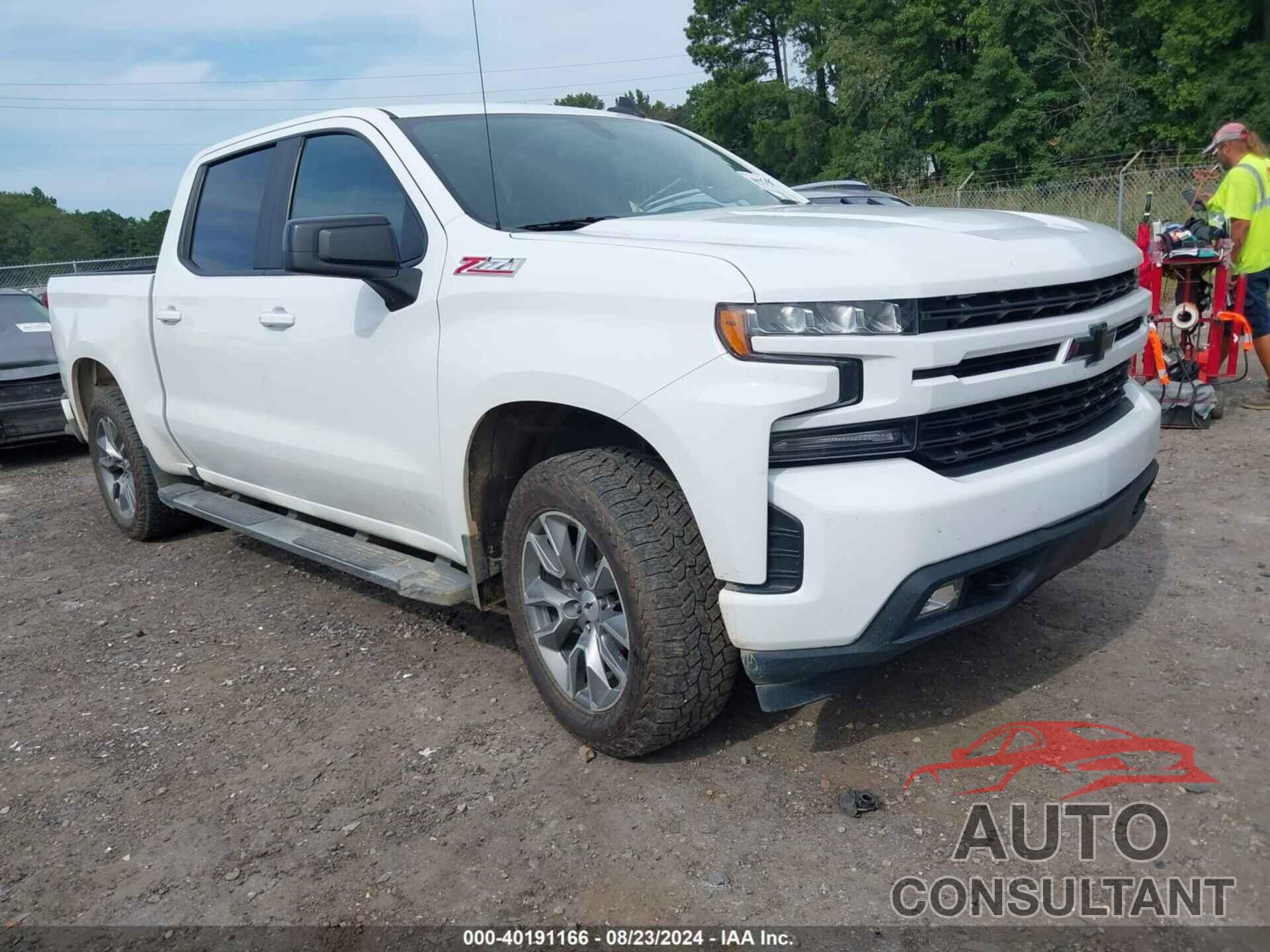 CHEVROLET SILVERADO 1500 2020 - 1GCUYEEDXLZ304309