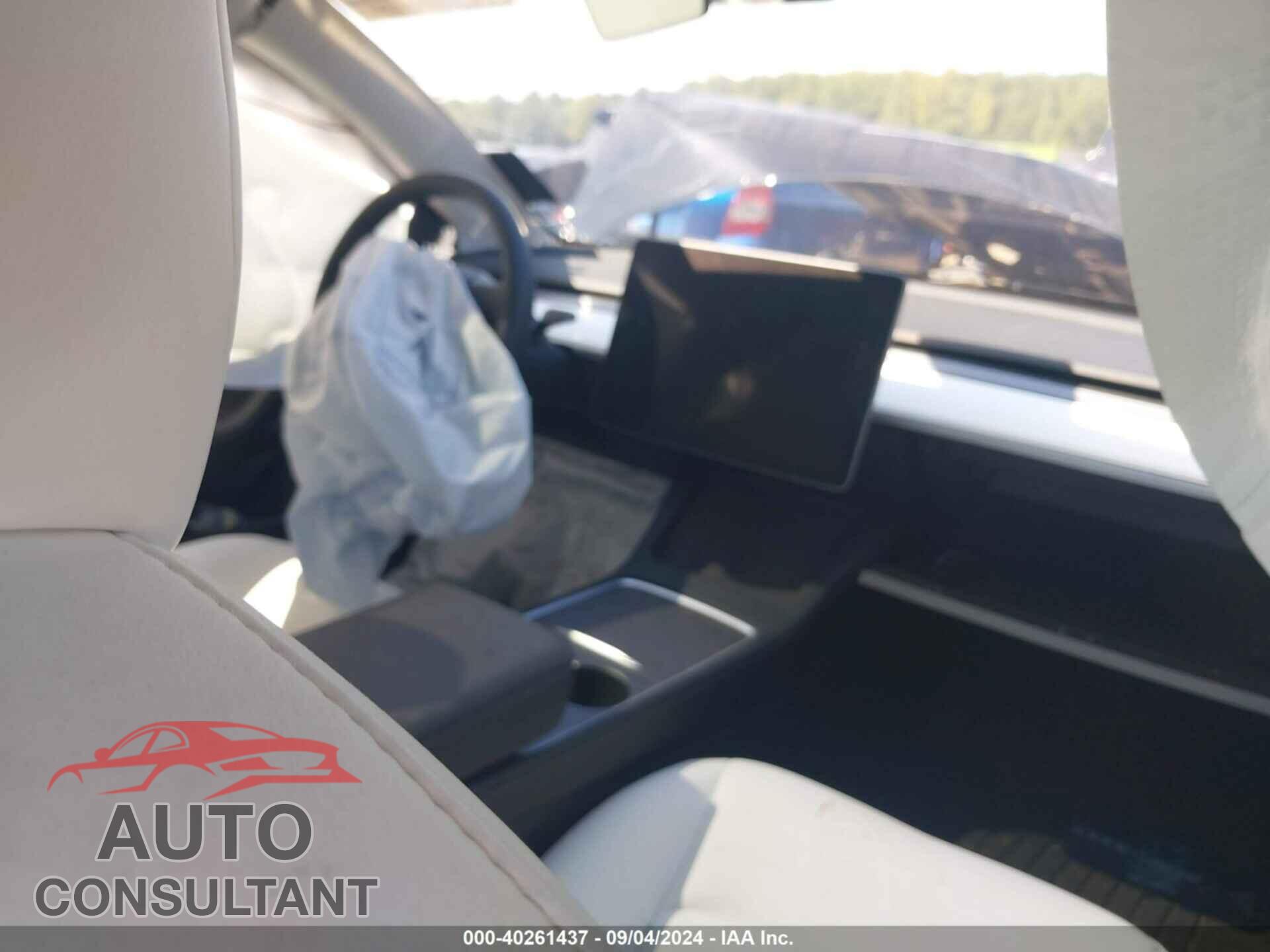 TESLA MODEL 3 2023 - 5YJ3E1EB2PF386513