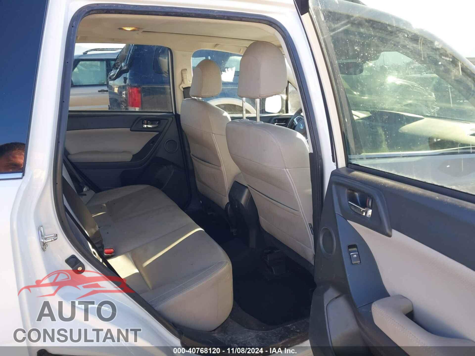 SUBARU FORESTER 2017 - JF2SJARC6HH557888