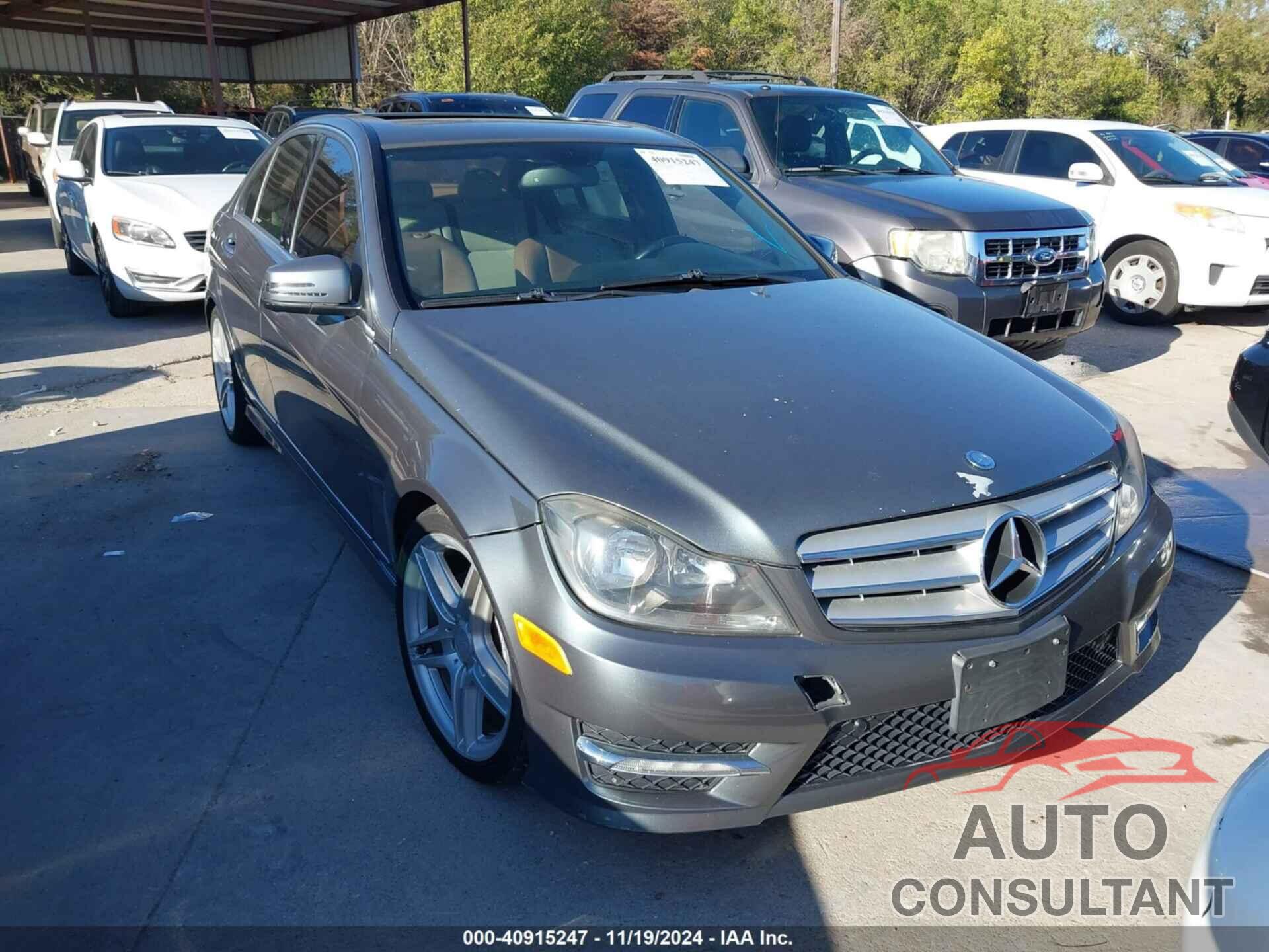 MERCEDES-BENZ C 250 2012 - WDDGF4HB5CR225417