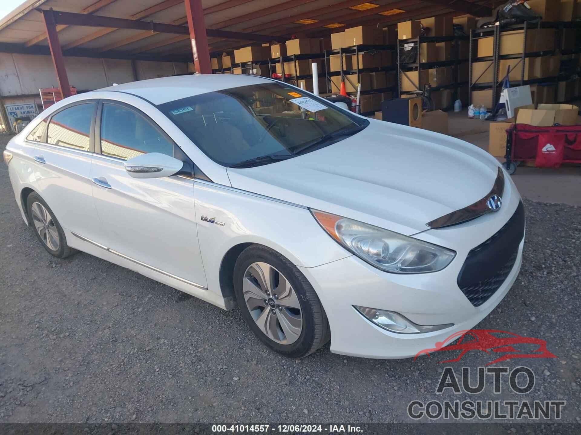 HYUNDAI SONATA HYBRID 2013 - KMHEC4A40DA090364