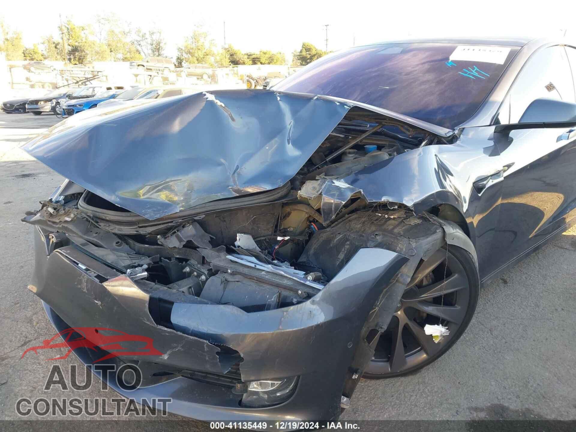 TESLA MODEL S 2018 - 5YJSA1E27JF295686