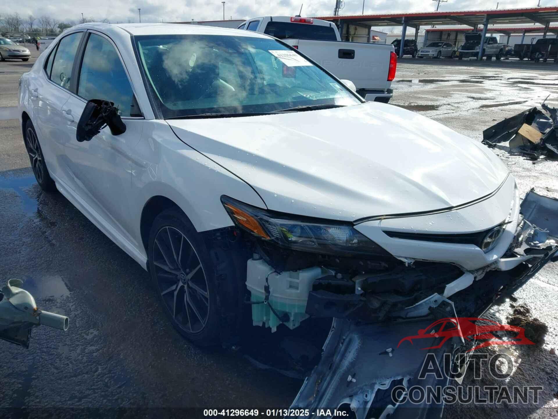 TOYOTA CAMRY 2021 - 4T1G11AK4MU444512