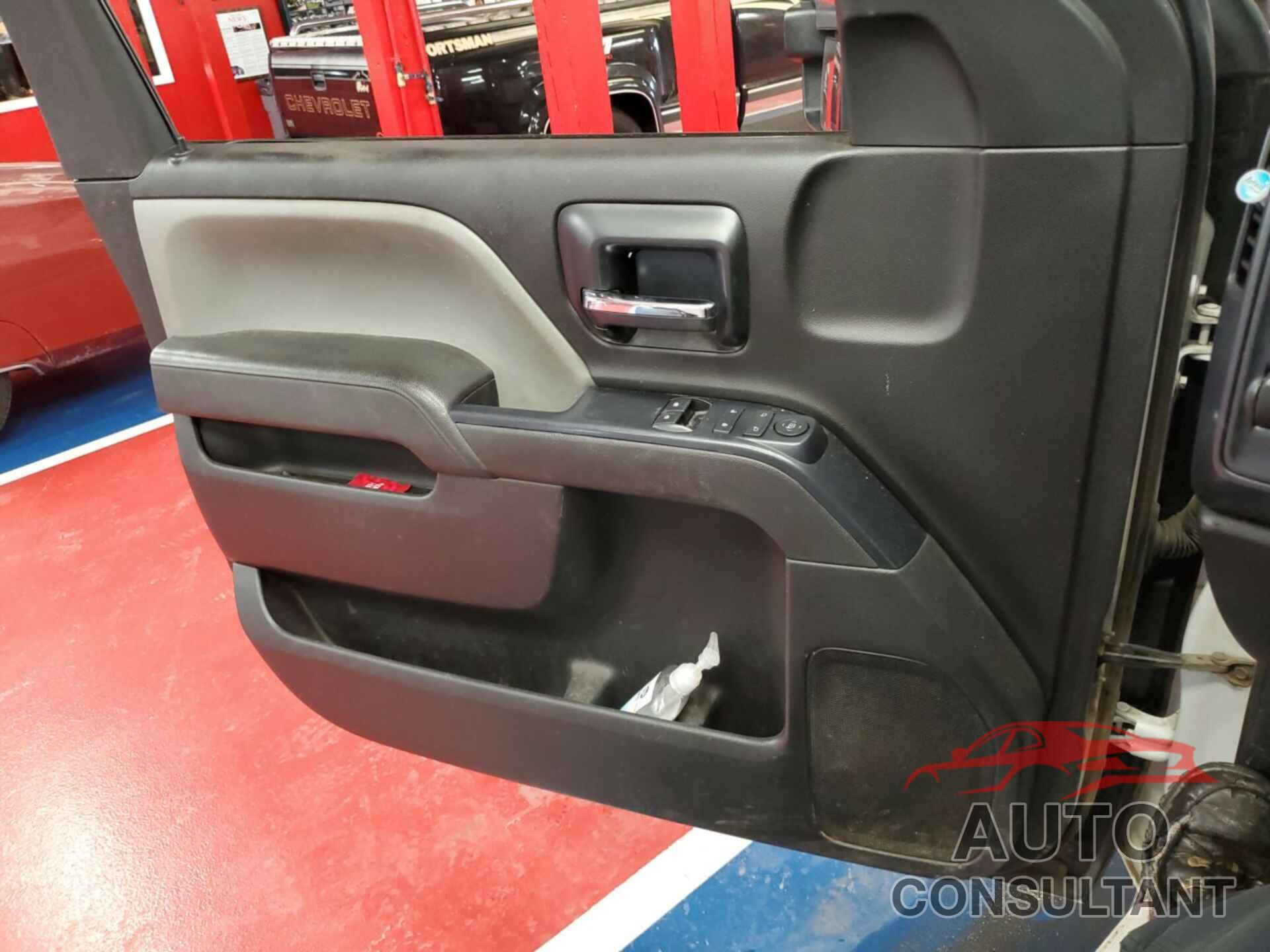 CHEVROLET SILVERADO 2500HD 2017 - 1GC0KUEG8HZ273945