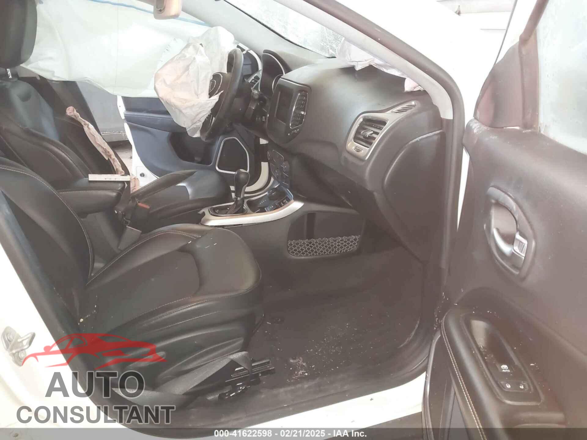 JEEP COMPASS 2018 - 3C4NJDBB0JT179167